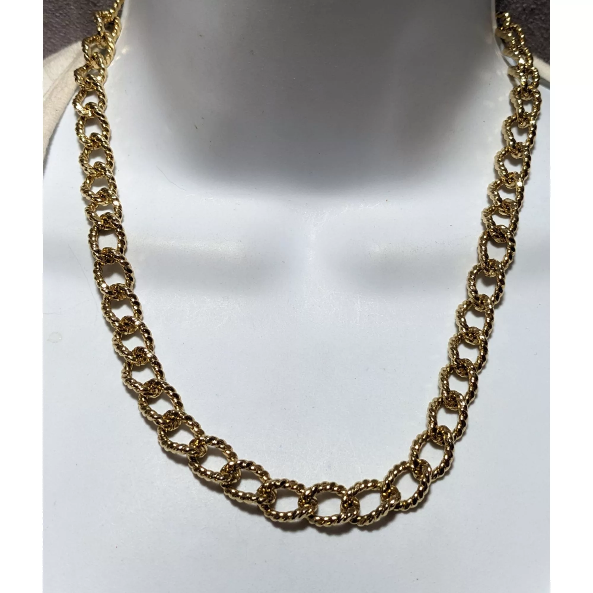 Other Necklaces Other Bright Gold Textured Link Toggle Necklace