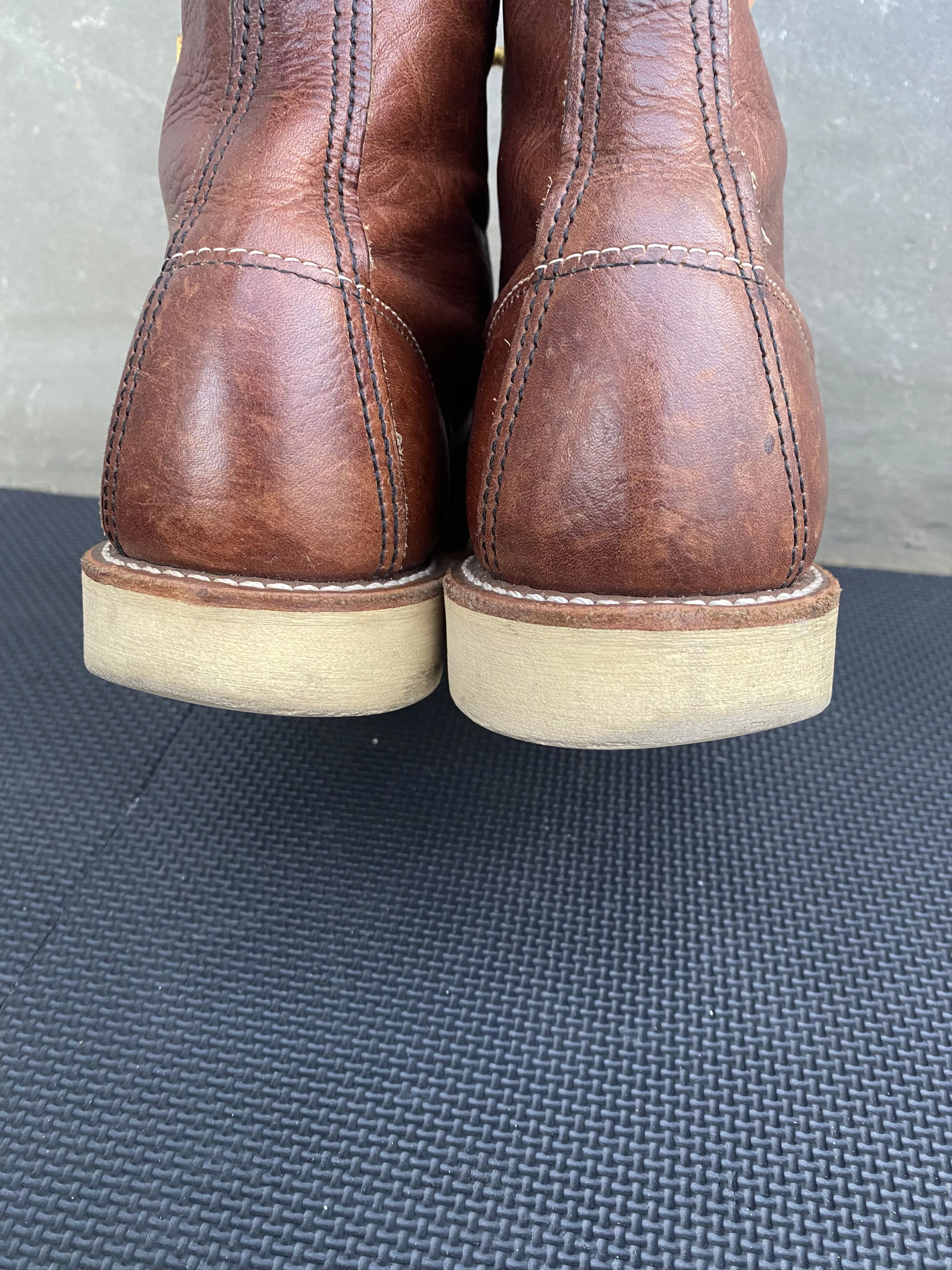 Red Wing Boots Red Wing 8138 6'' Classic Moc Toe Brown Leather Boots