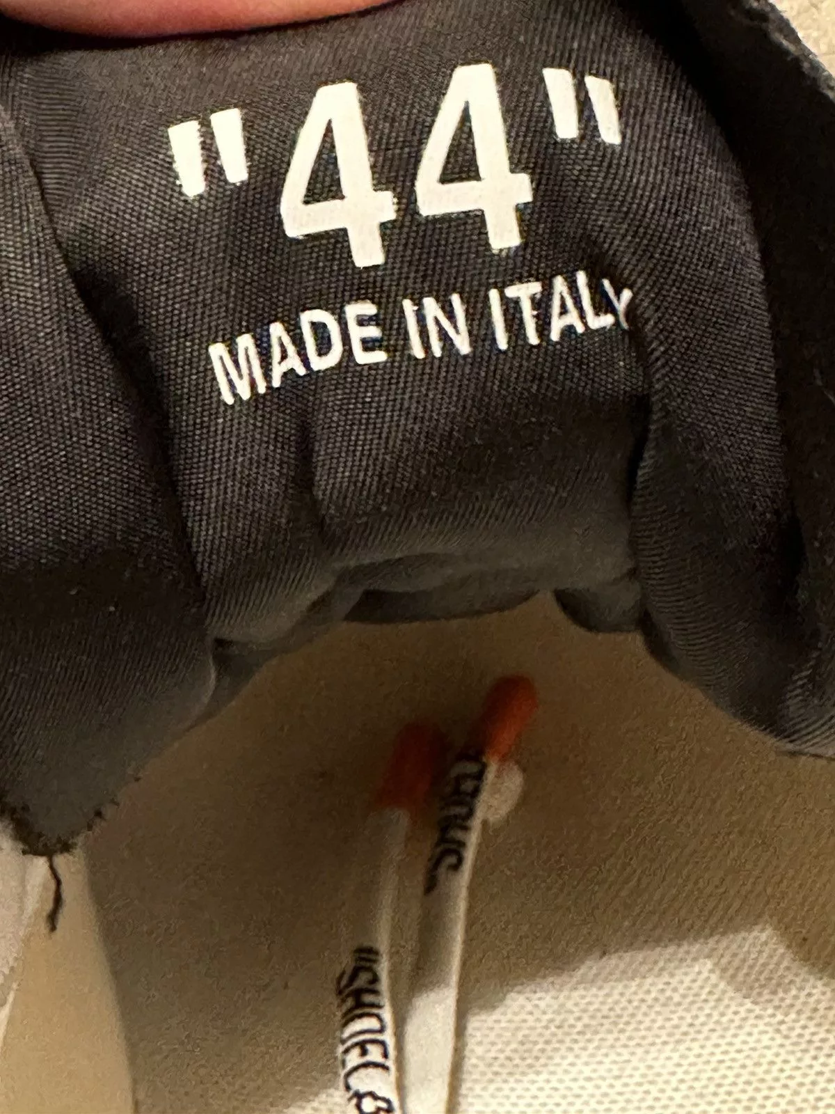 Off-White Low Top Sneakers Off-White Running Sneakers