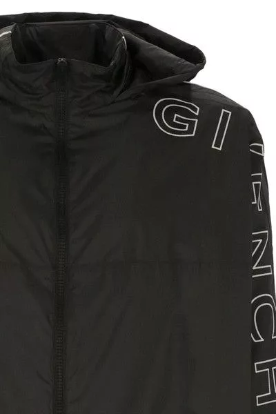 Givenchy Light Jackets Givenchy o1srvl11e0624 Jackets in Black