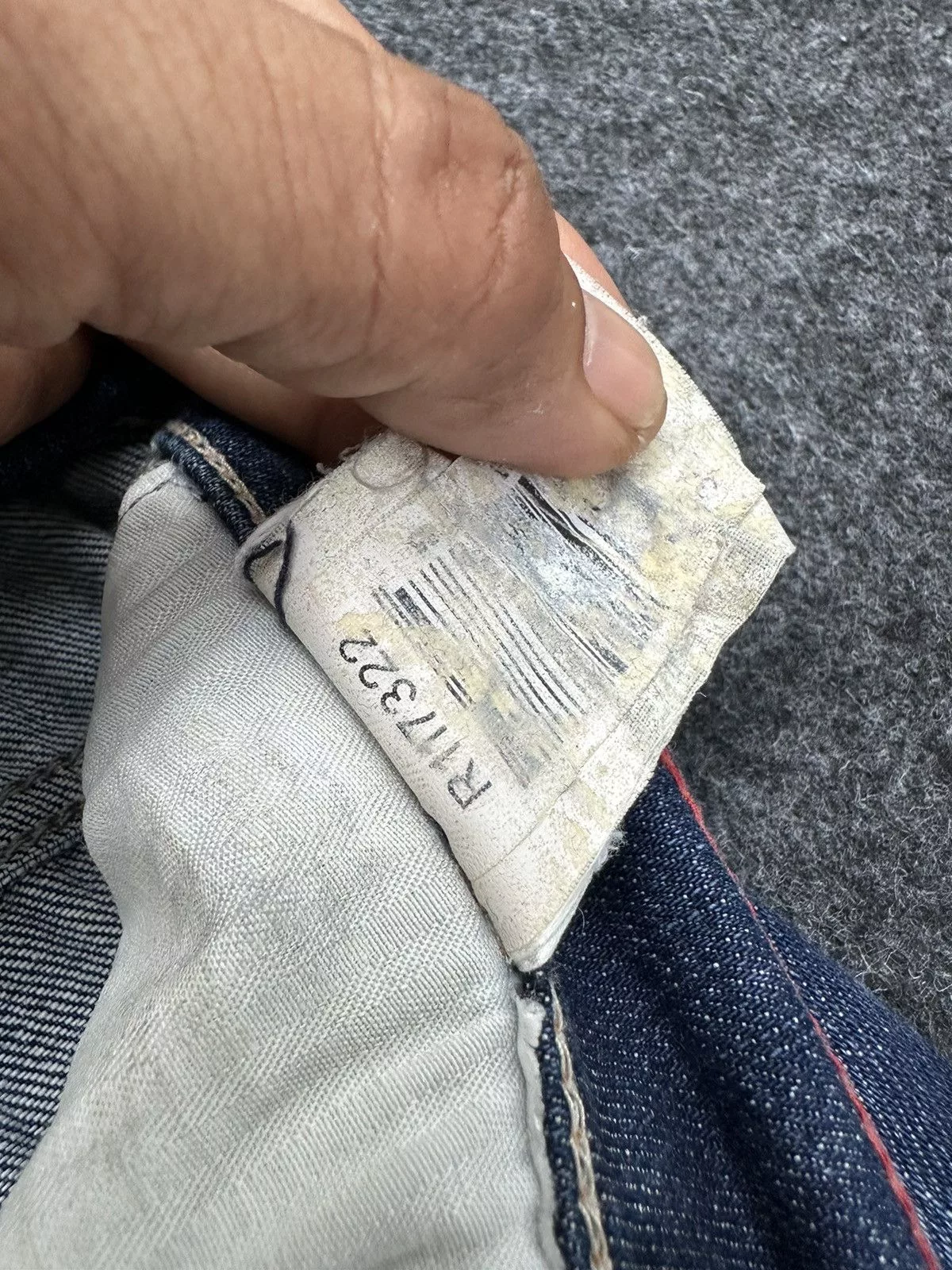 Tommy Hilfiger Denim Tommy Hilfiger Scanton Stretchable Denim Size 34 D13 Blue Streetwear