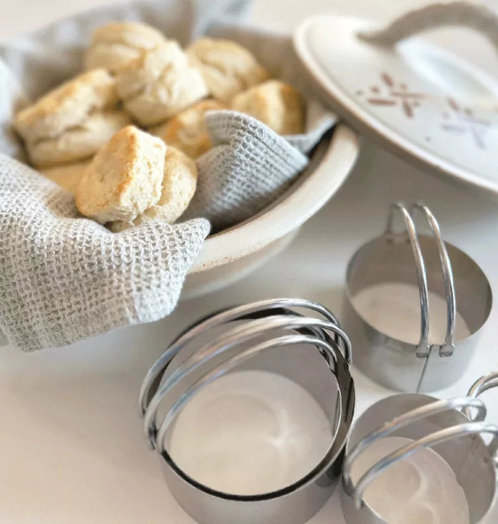 Biscuit Circle 5 pc Set