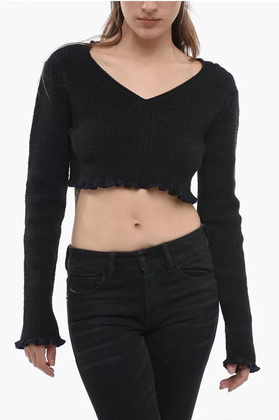Jacquemus Sweaters Jacquemus og1mm0624 Ribbed Cropped Sweater in Black