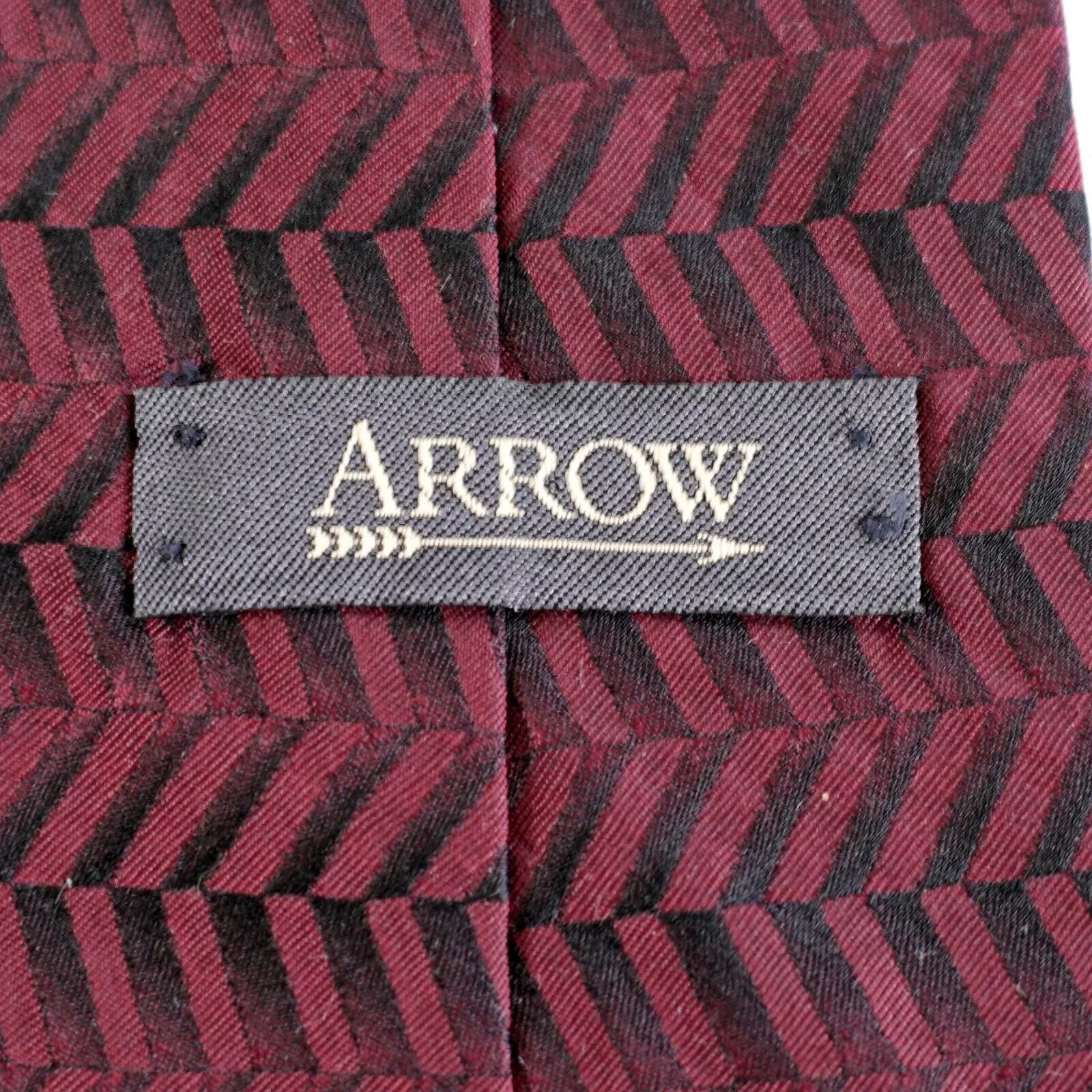 Arrow Ties Pocketsquares Arrow Maroon Red Geometric Herringbone Short Wide Woven Silk