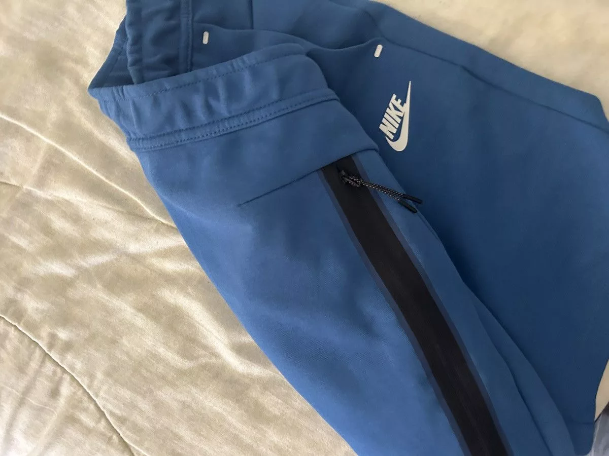 Nike Shorts Nike tech shorts Blue