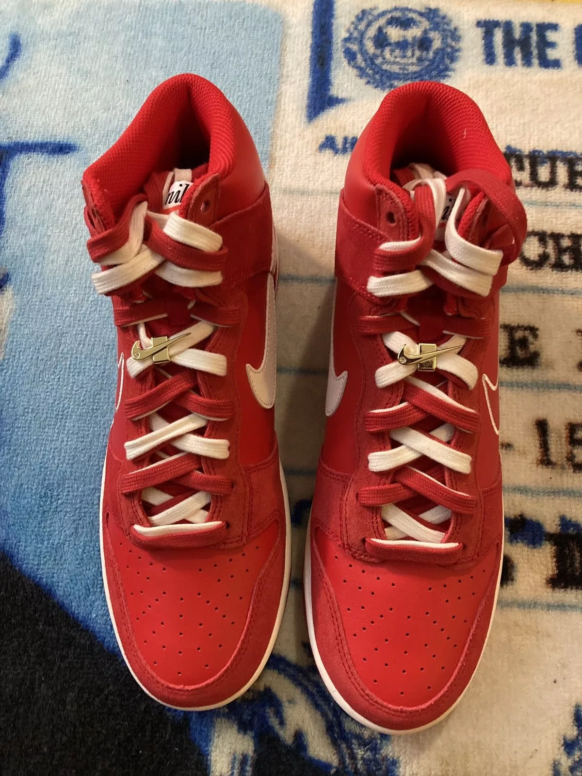 Nike Hi Top Sneakers Nike Dunk High First Use Red