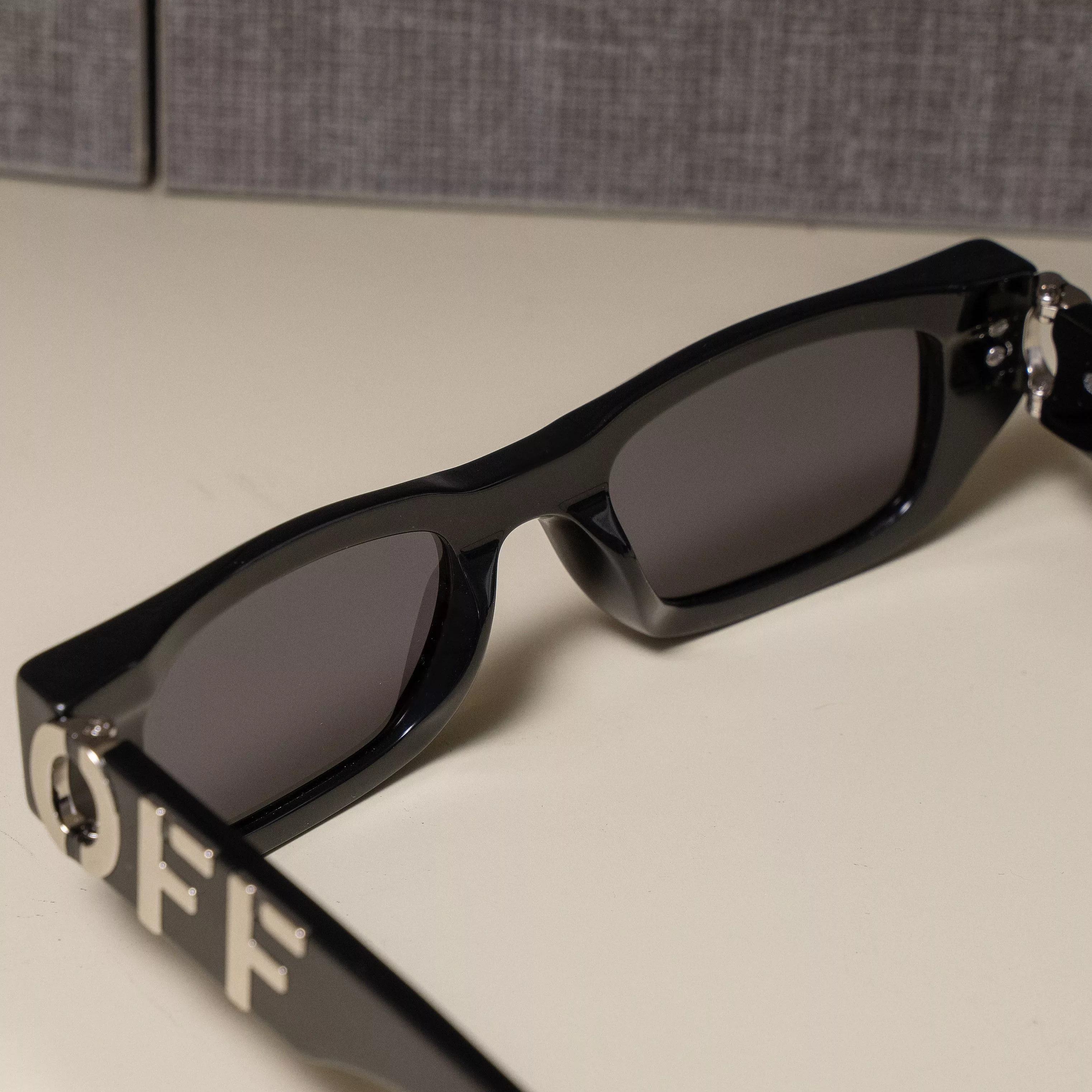 Off-White Sunglasses Off-White OFF WHITE Fillmore Rectangular Frame Sunglasses BLACK