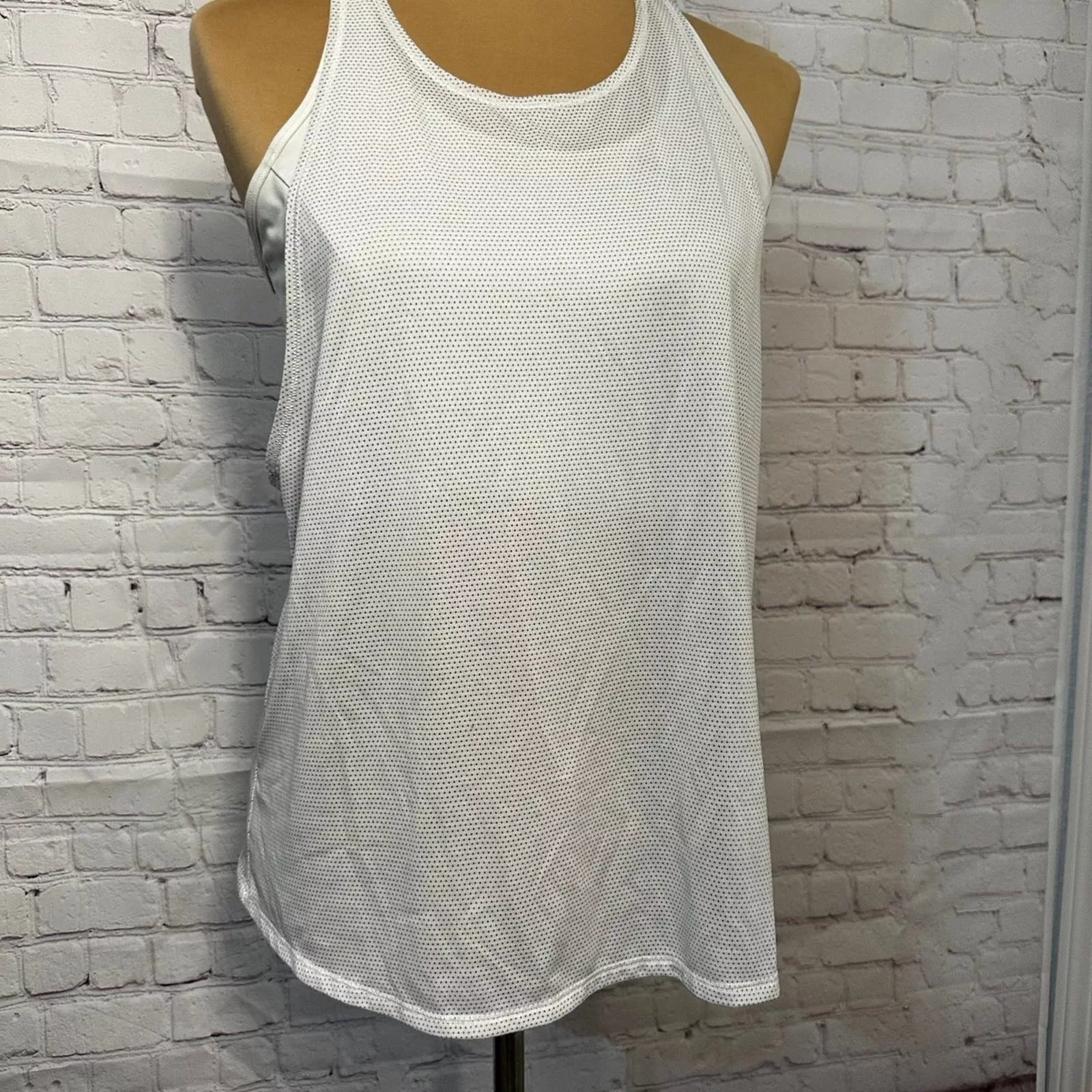 Lululemon Tank Tops Lululemon Tank Top White