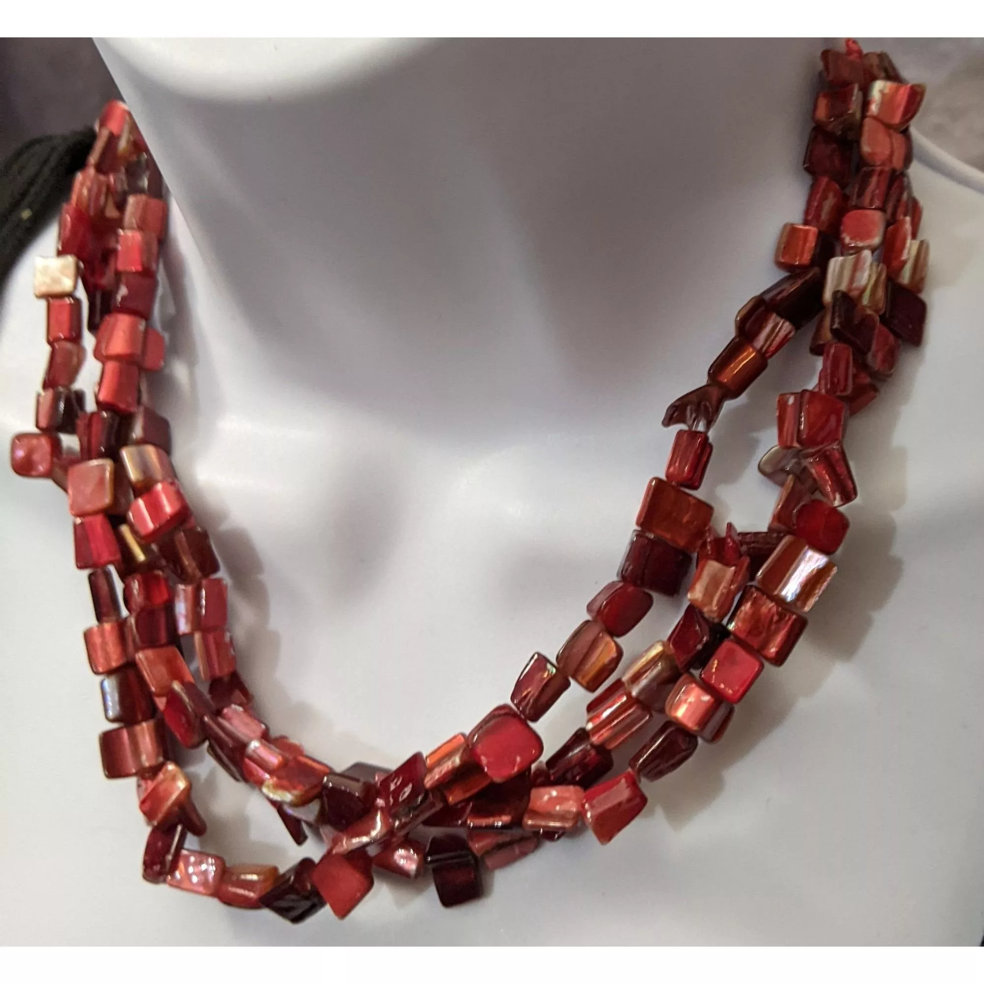 Other Necklaces Other Red Dyed/Painted Multilayer Shell Necklace