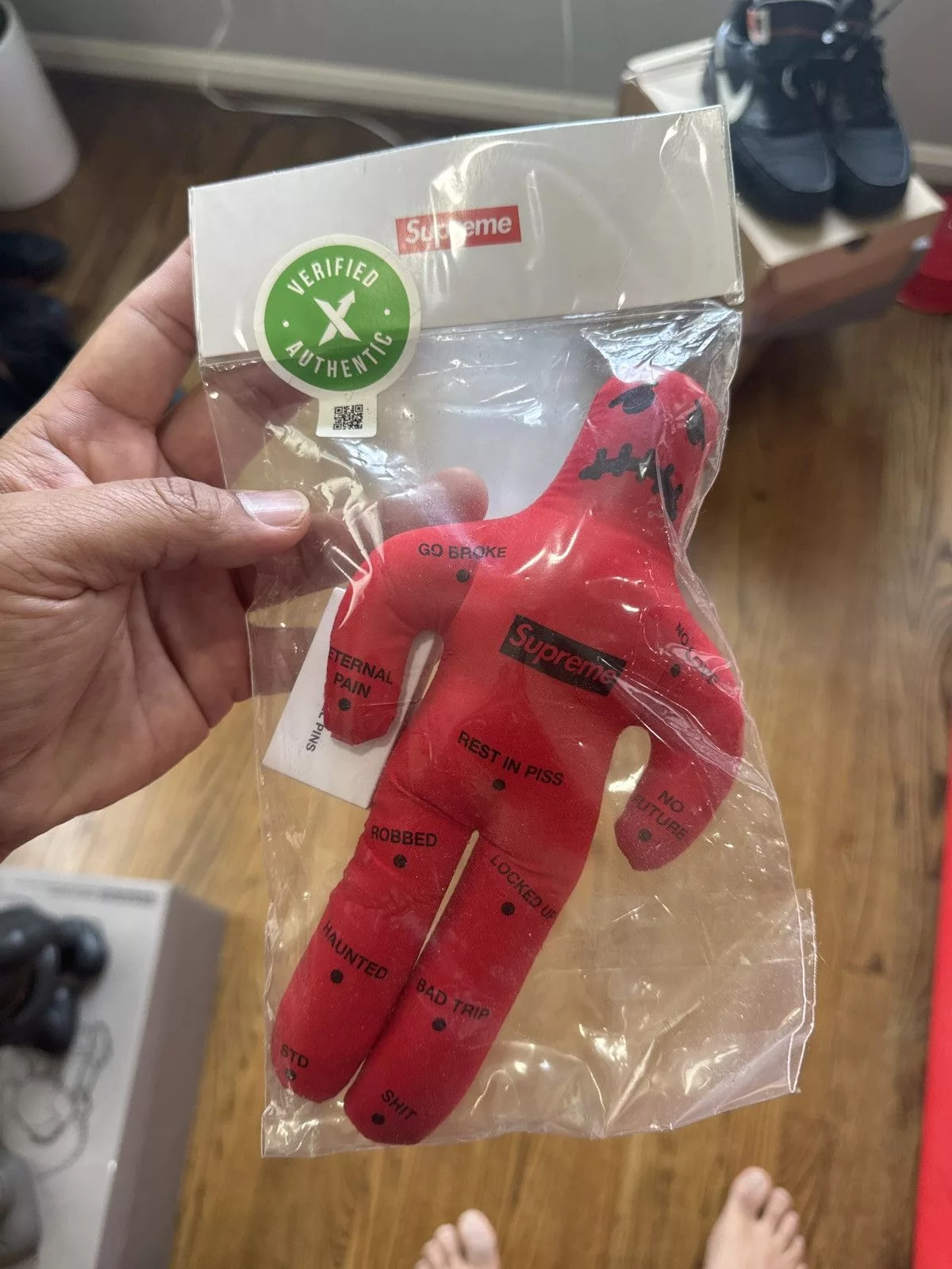 Supreme Supreme Supreme - Voodoo Red