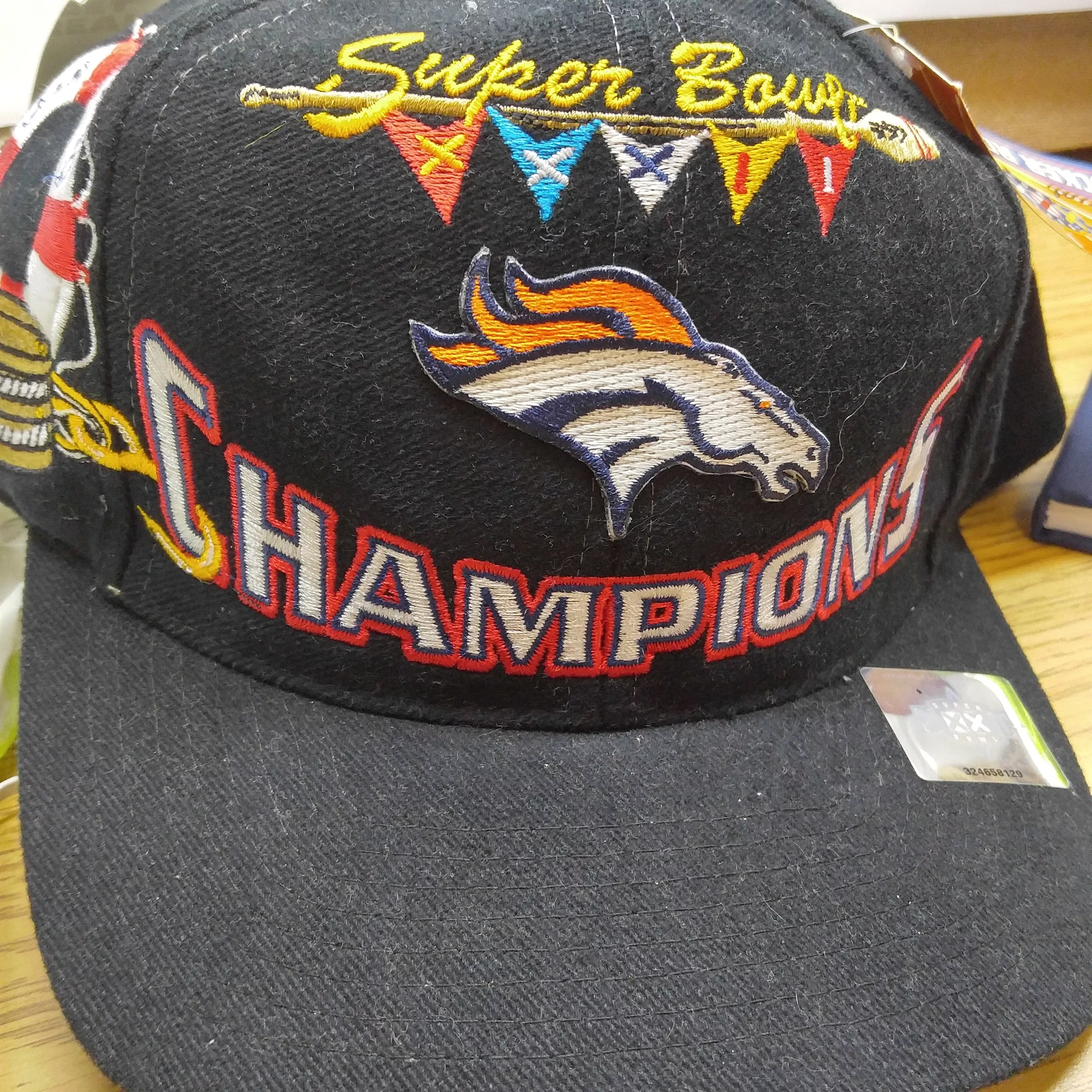 Logo Athletic Hats Logo Athletic × NFL × Vintage New w tags Superbowl XXXII Broncos championship hat Black