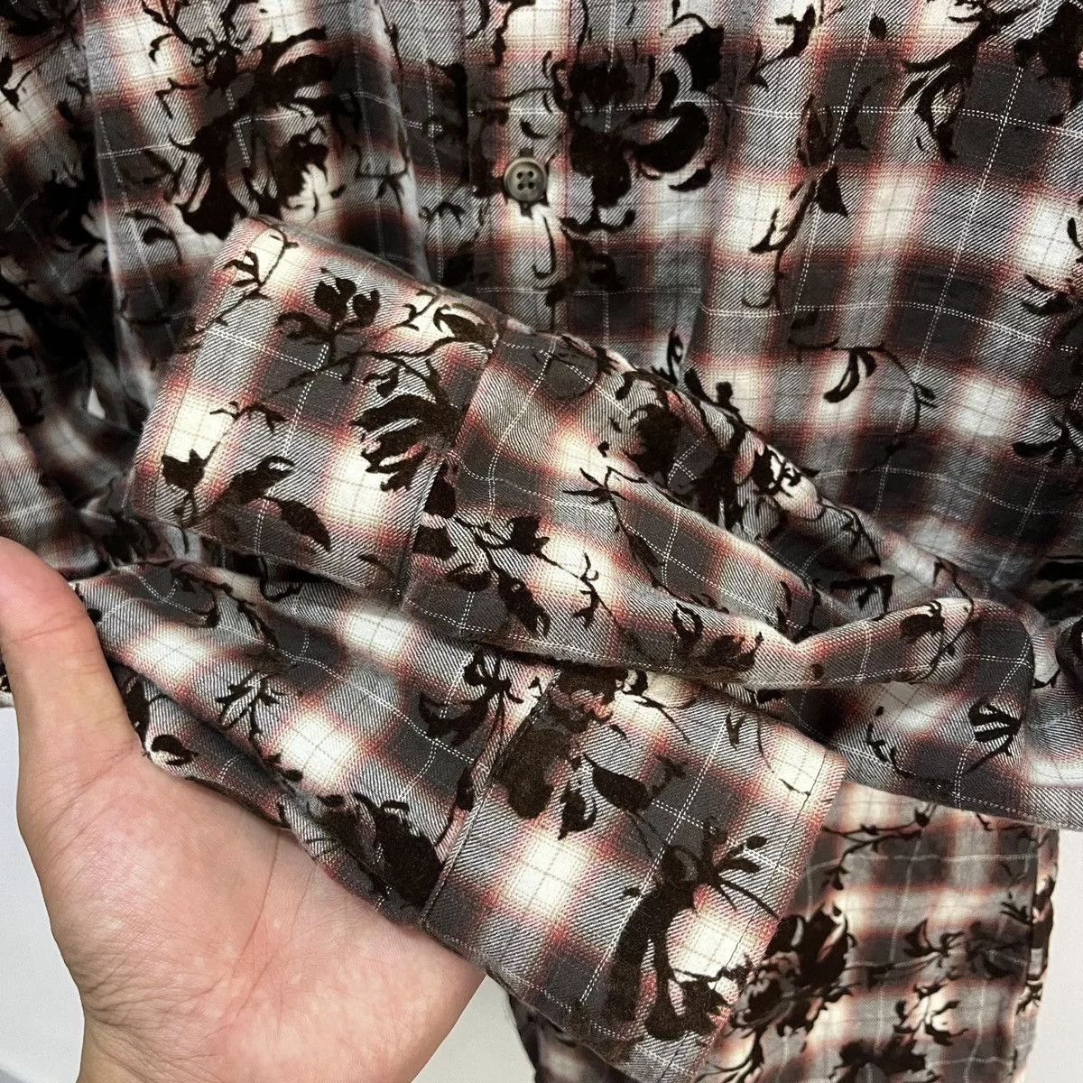 Tornado Mart Shirts Button Ups Tornado Mart Open Collar Floral Theme Gray Avant-Garde
