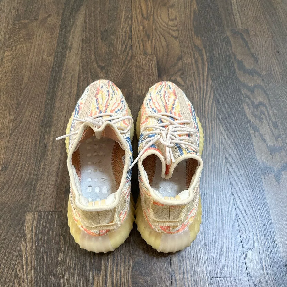 Kanye West Low Top Sneakers Kanye West Yeezy 350 Boost Oat MX Yellow