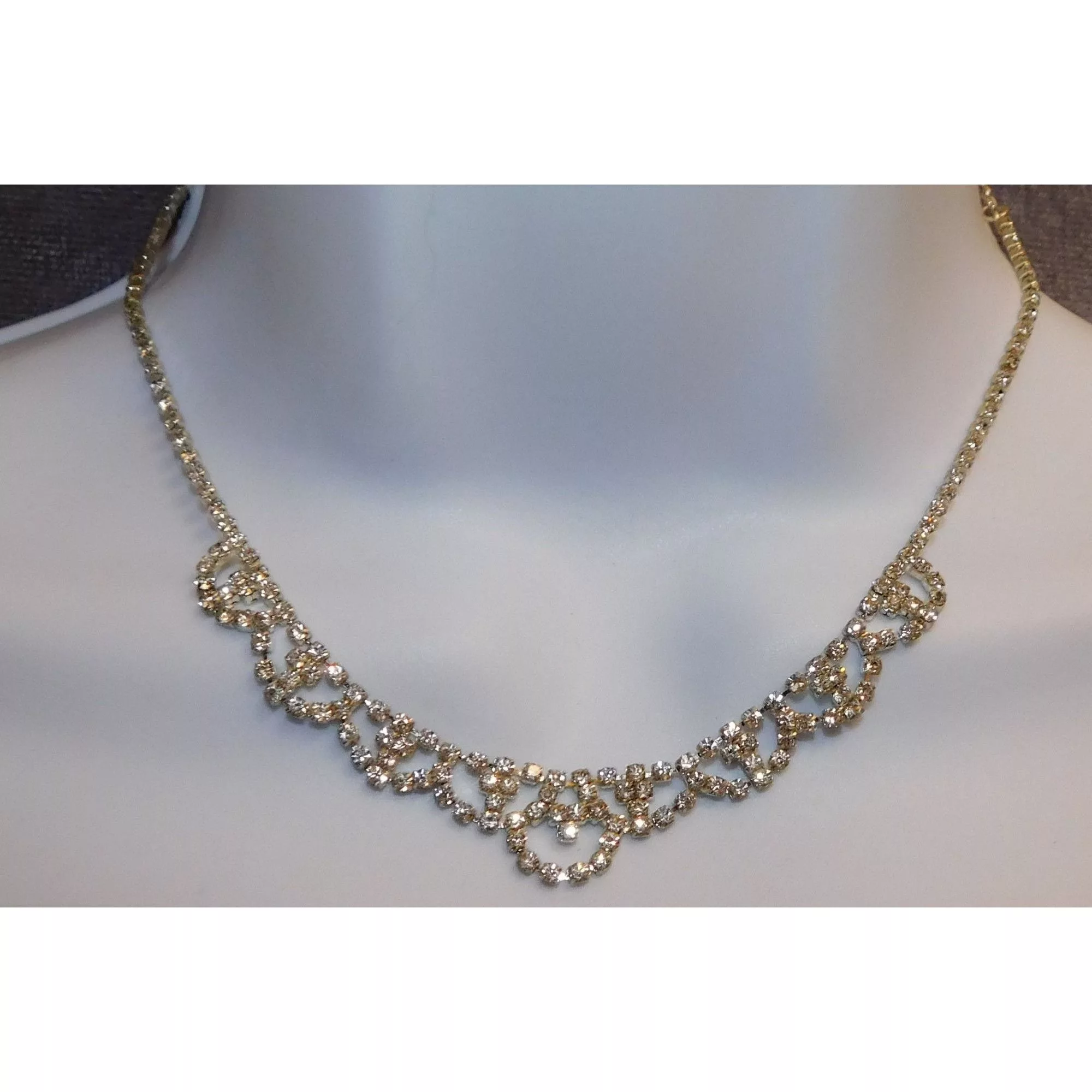 Other Necklaces Other Dainty Princess Rhinestone Necklace Silver