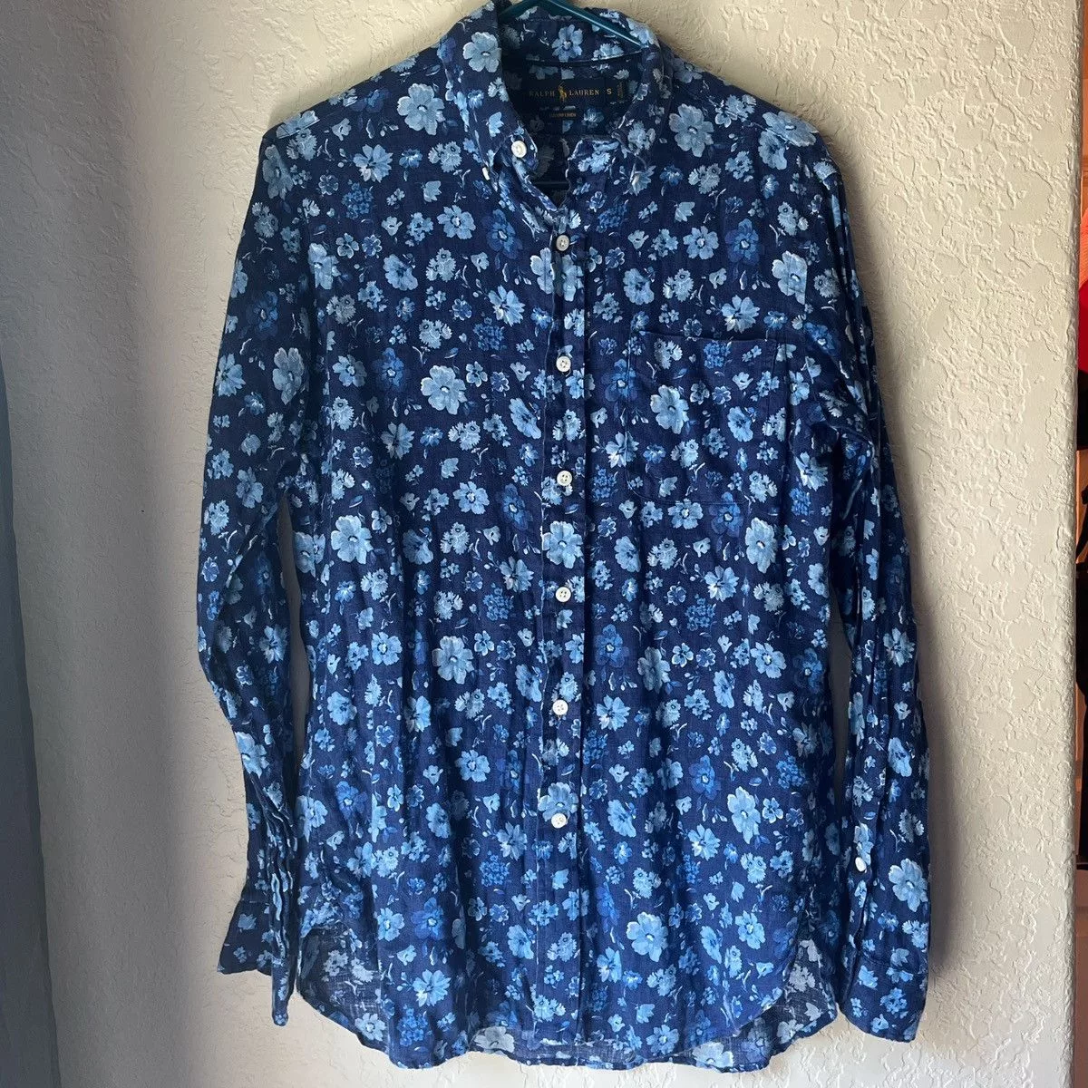 Ralph Lauren Shirts Button Ups Ralph Lauren blue floral button up