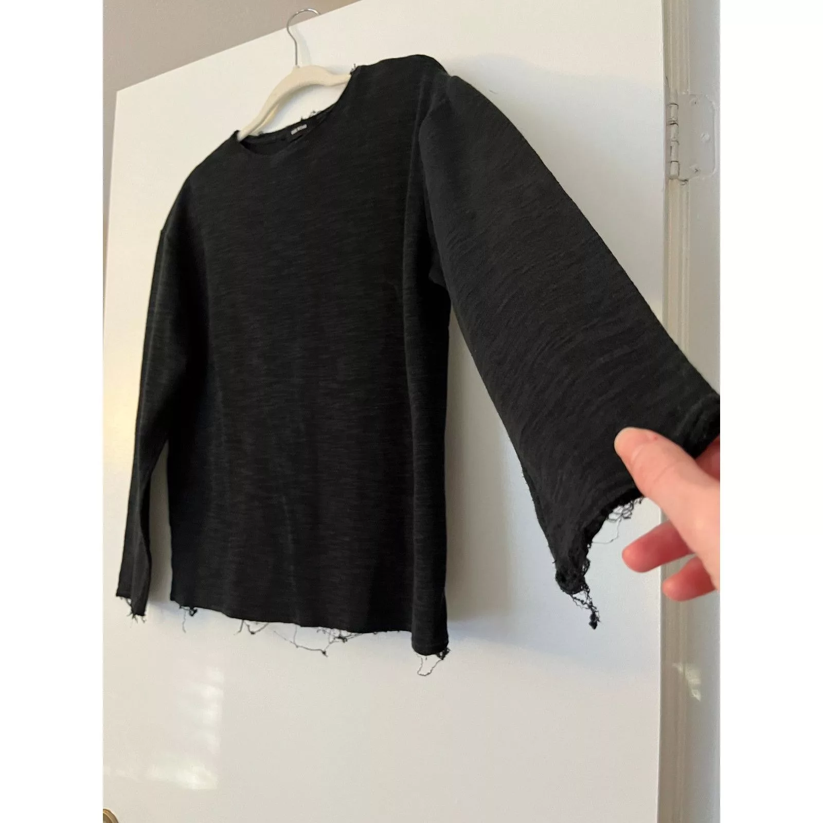 Designer Blouses Designer Der Rohe Black Long Sleeve Raw Hem Top Sz M