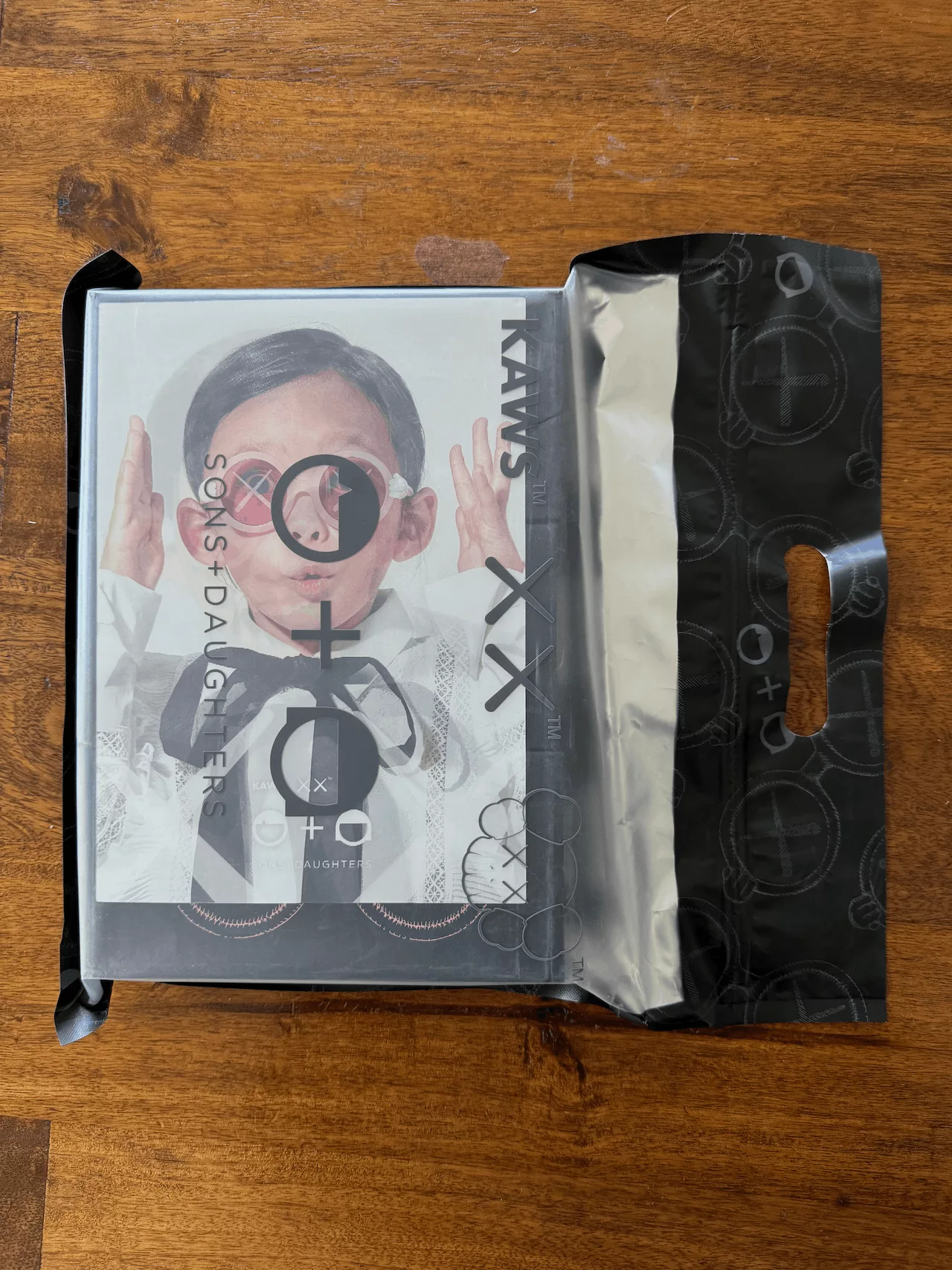Kaws Glasses KAWS x Sons & Daughters Sunglasses - Complete Box Set Multi