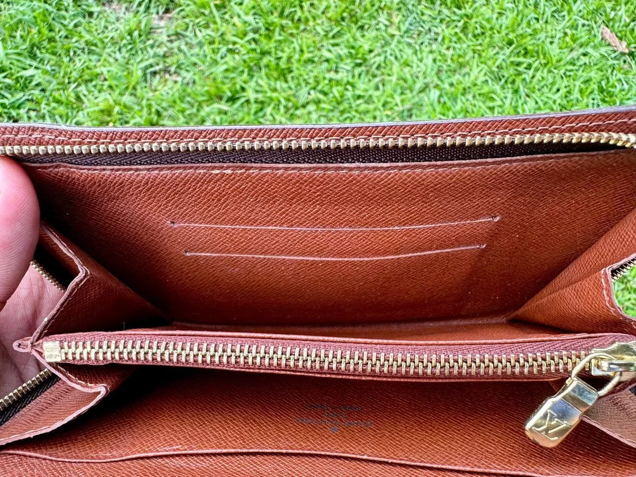 Louis Vuitton Wallets Authentic Louis Vuitton Monogram Canvas Zippy Wallet Brown