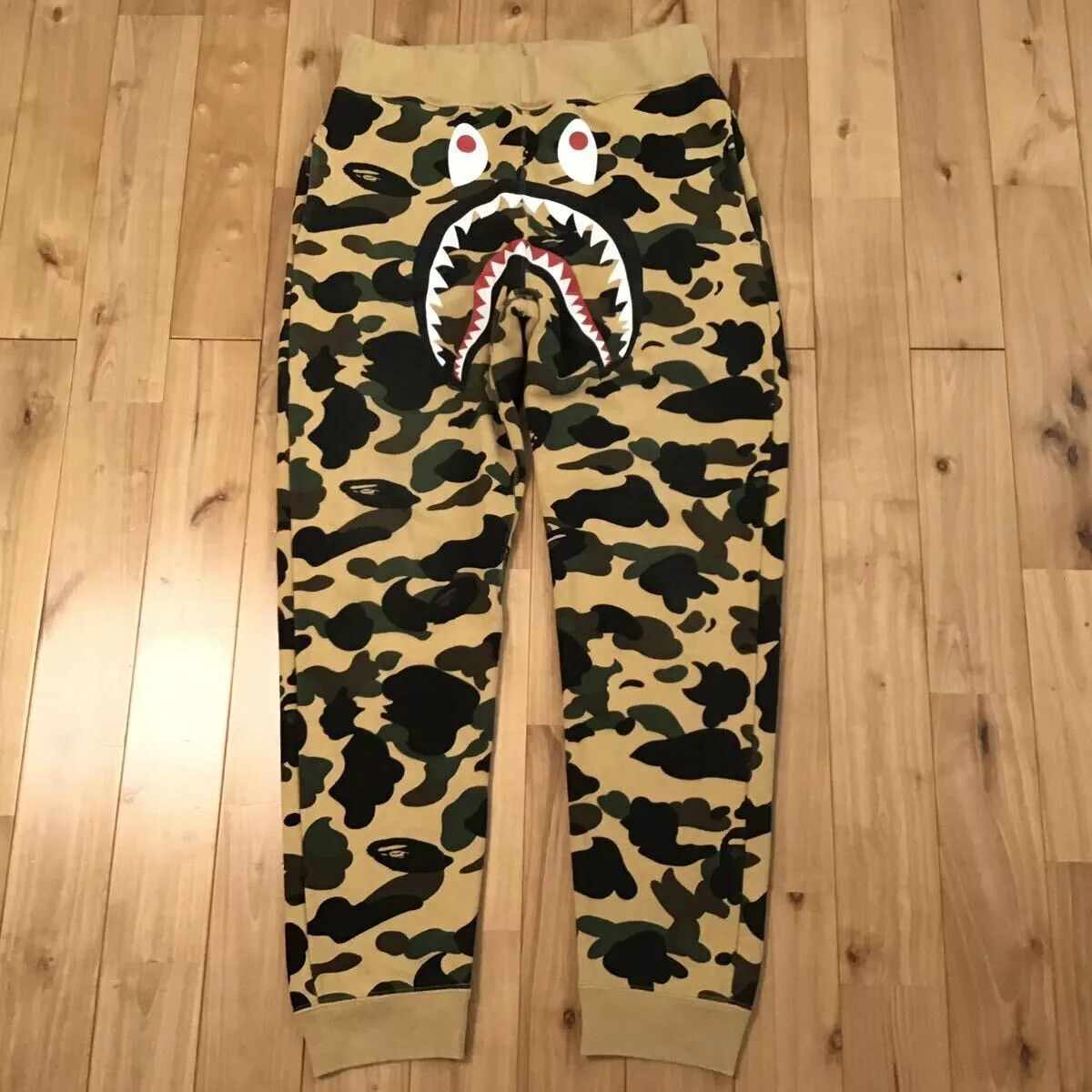 Bape Sweatpants Joggers BAPE 1st camo yellow shark sweat pants a bathing ape ★size M Multi