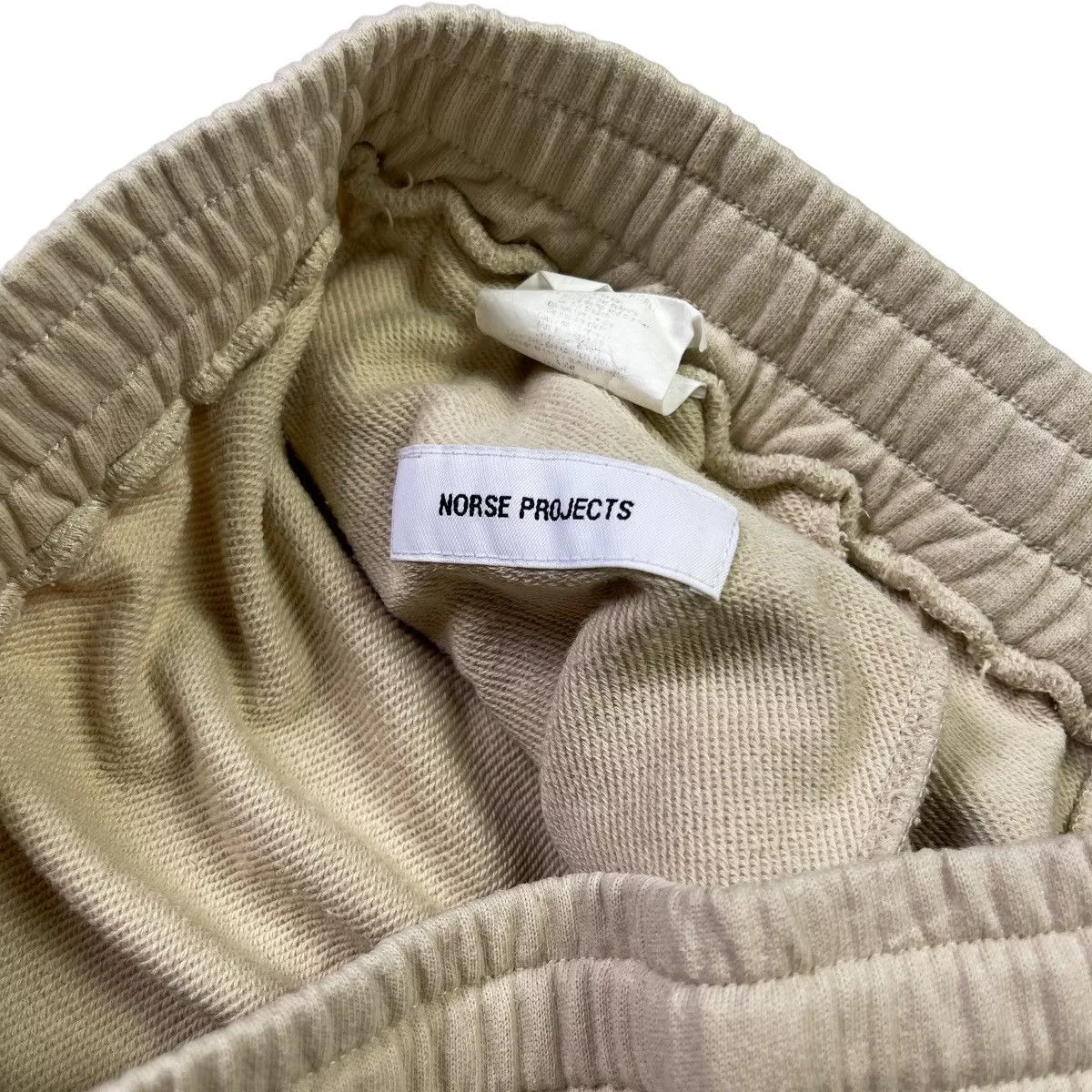 Norse Projects Sweatpants Joggers Norse Projects Small Logo Sweatpant Beige