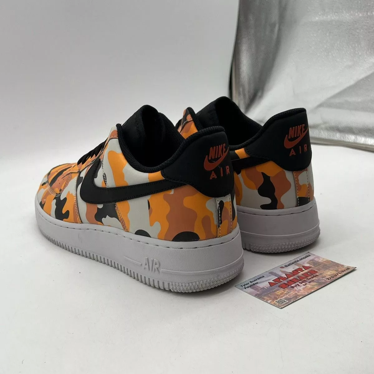 Nike Low Top Sneakers Nike Air force 1 07 orange camo