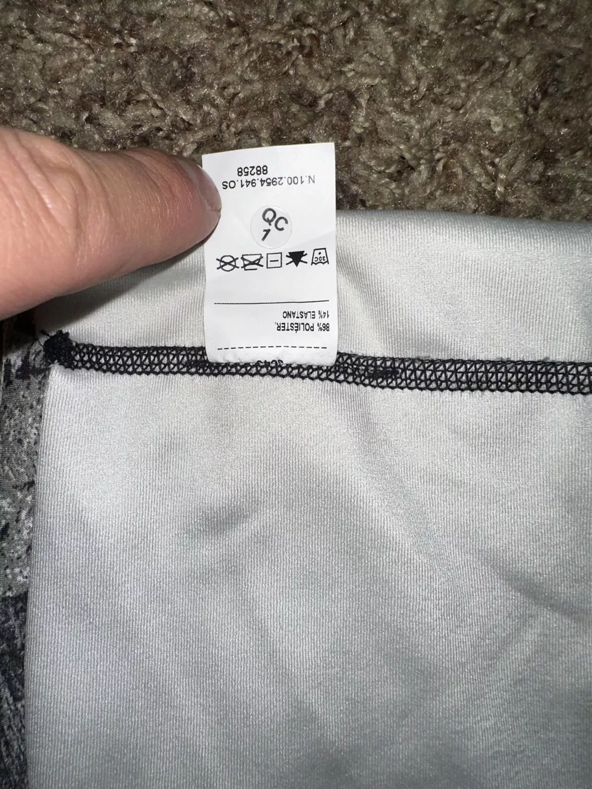 Nike Miscellaneous Nike ACG Printed Neck Wrap Warmer Unisex Gray