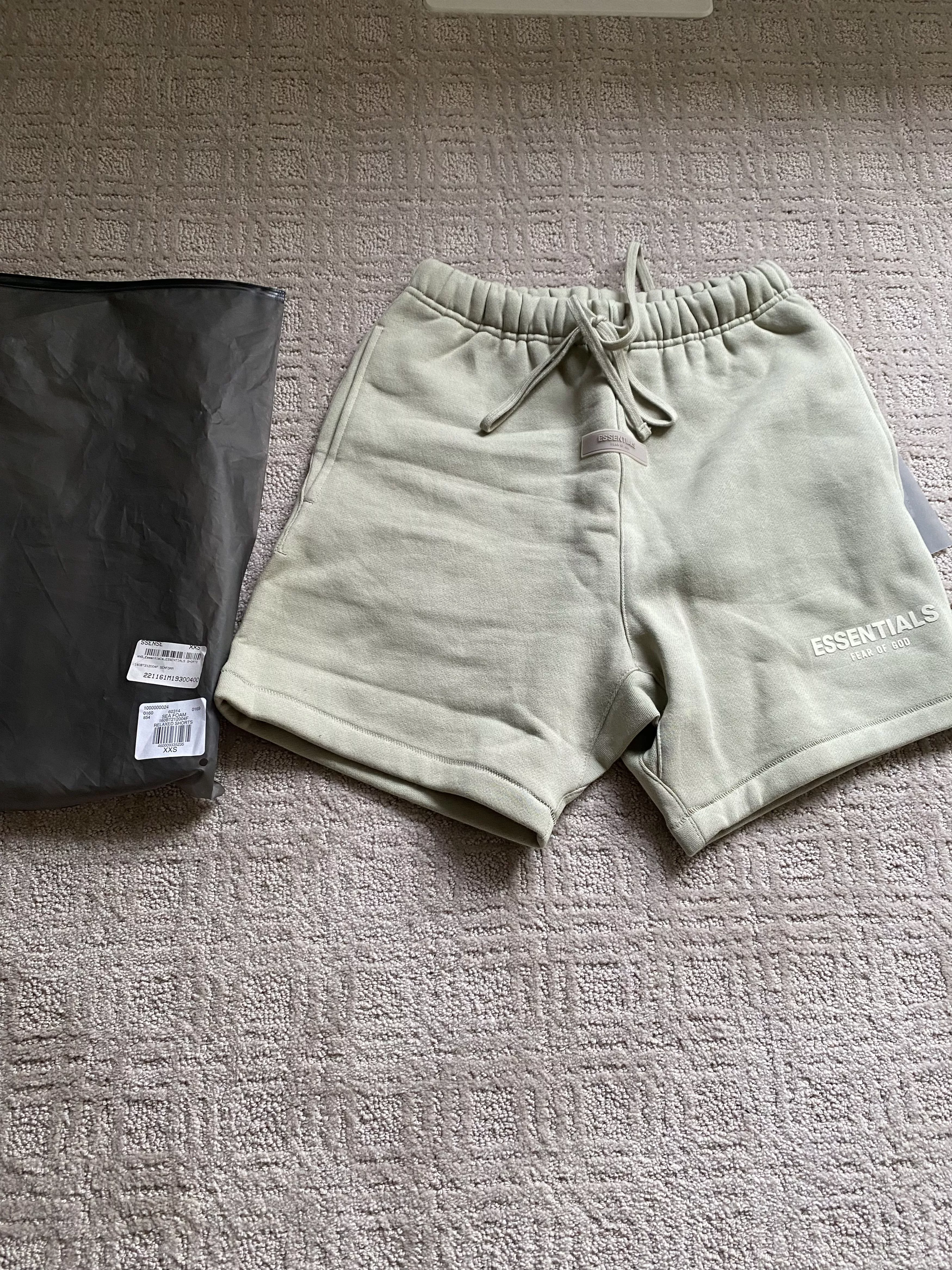 Essentials Sweatpants Joggers Essentials Shorts Green
