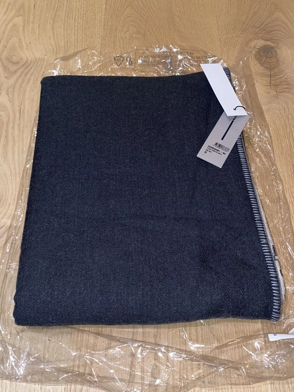 Daniel Arsham Miscellaneous Daniel Arsham × Dior Daniel Arsham x Dior Blanket Black