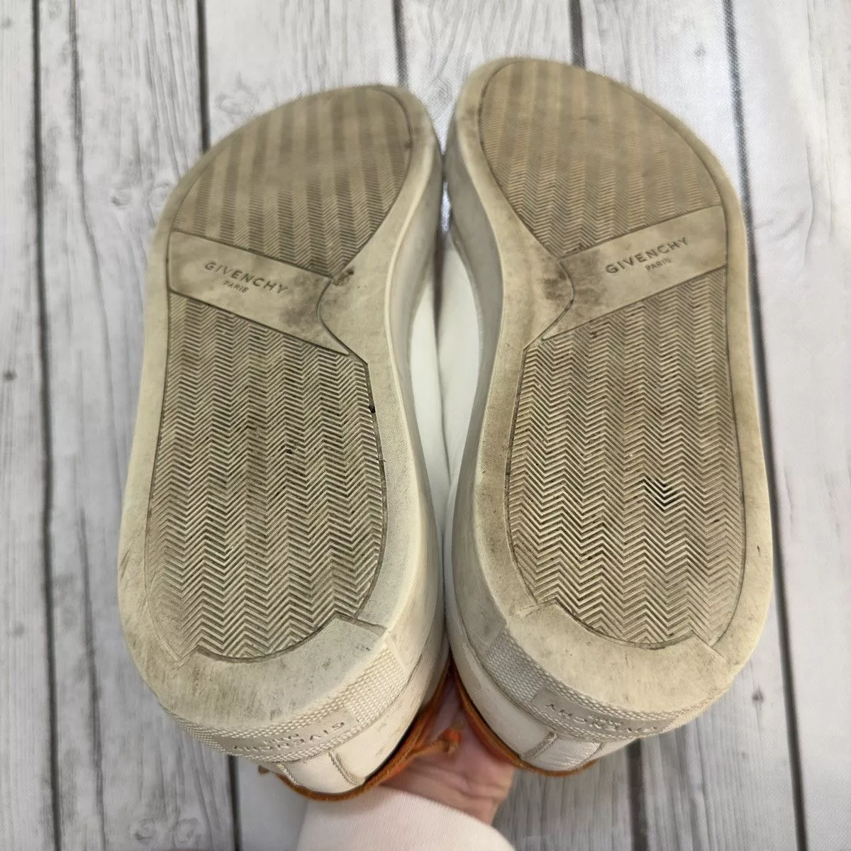 Givenchy Low Top Sneakers Givenchy sneakers White