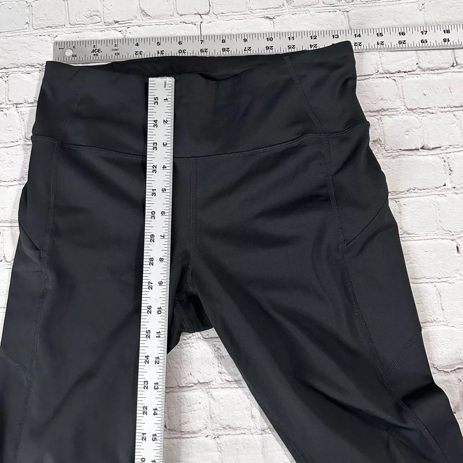 Athleta Leggings size medium Black