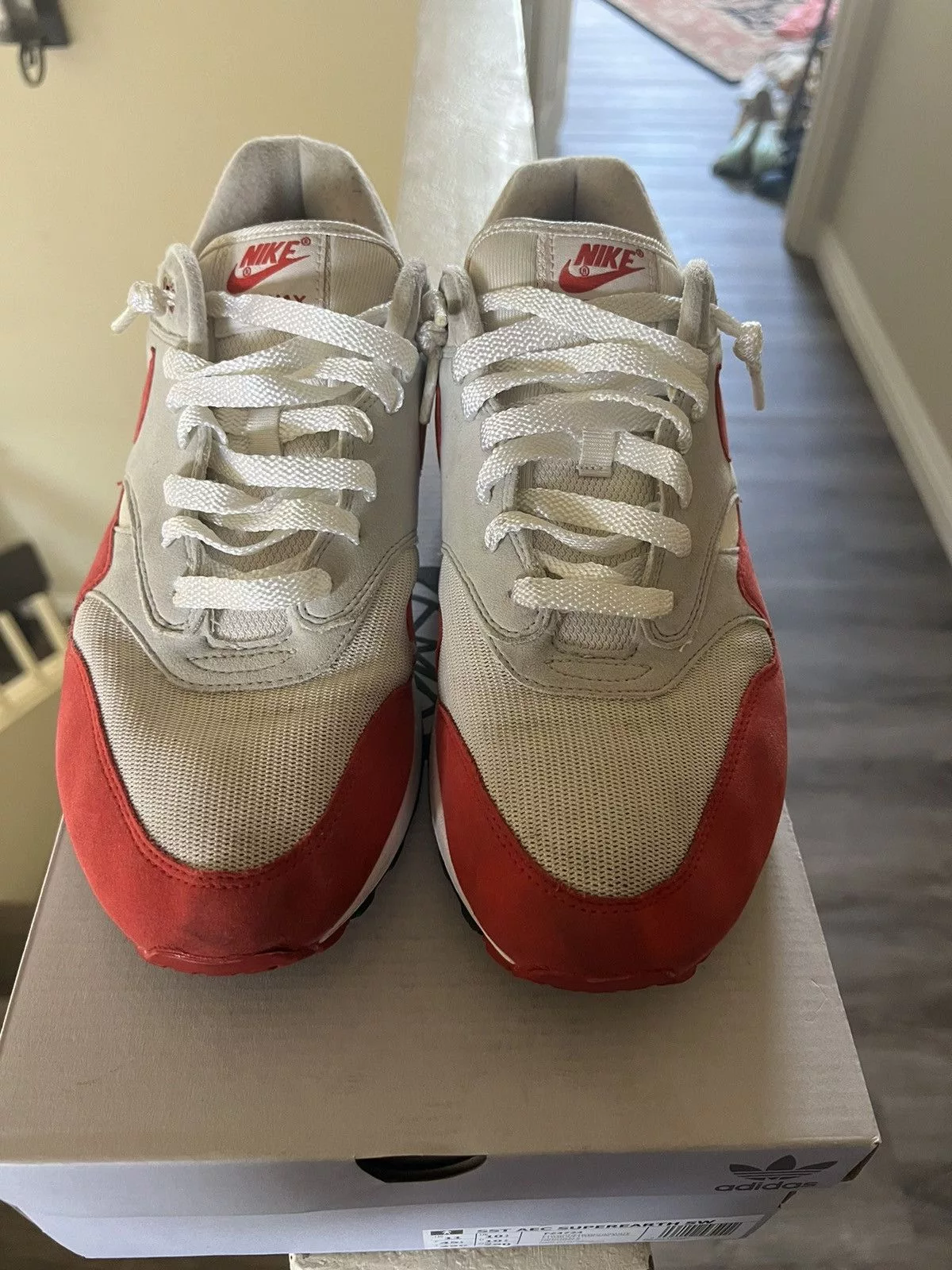 Nike Low Top Sneakers Nike Air max 1 Red/White size 11