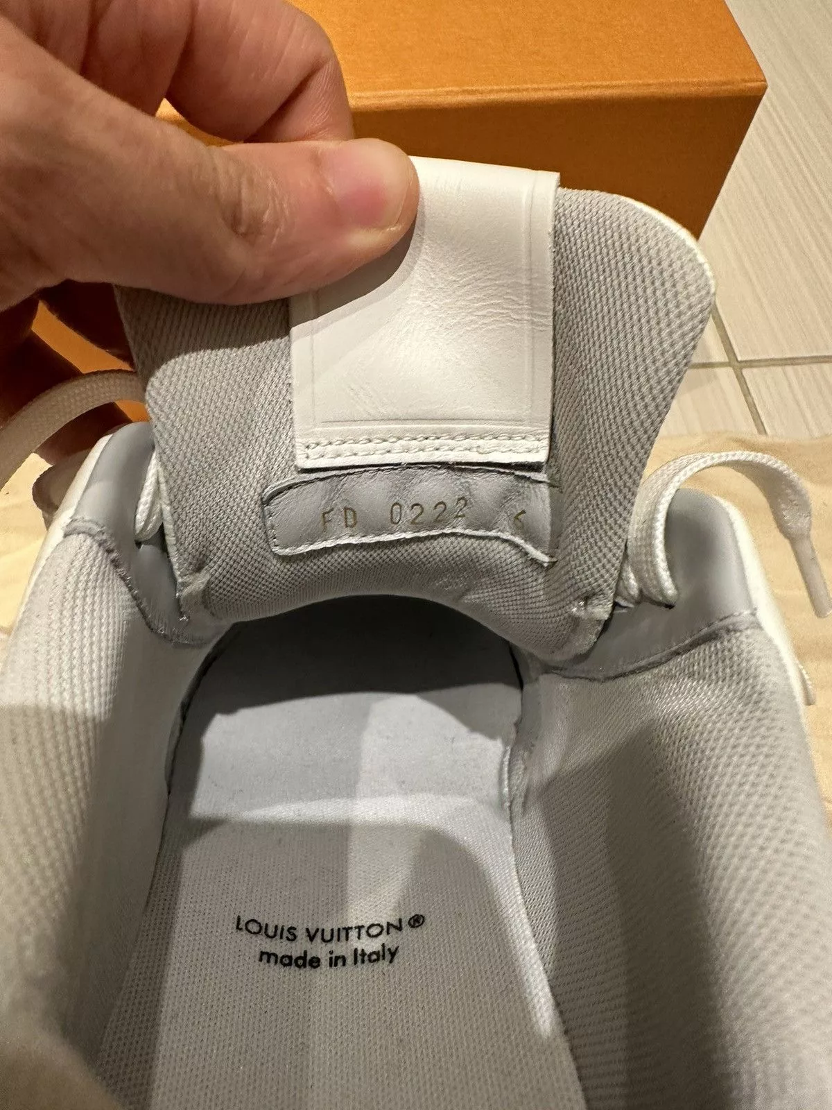 Louis Vuitton Low Top Sneakers Louis Vuitton White & Grey ‘LV Sneaker’