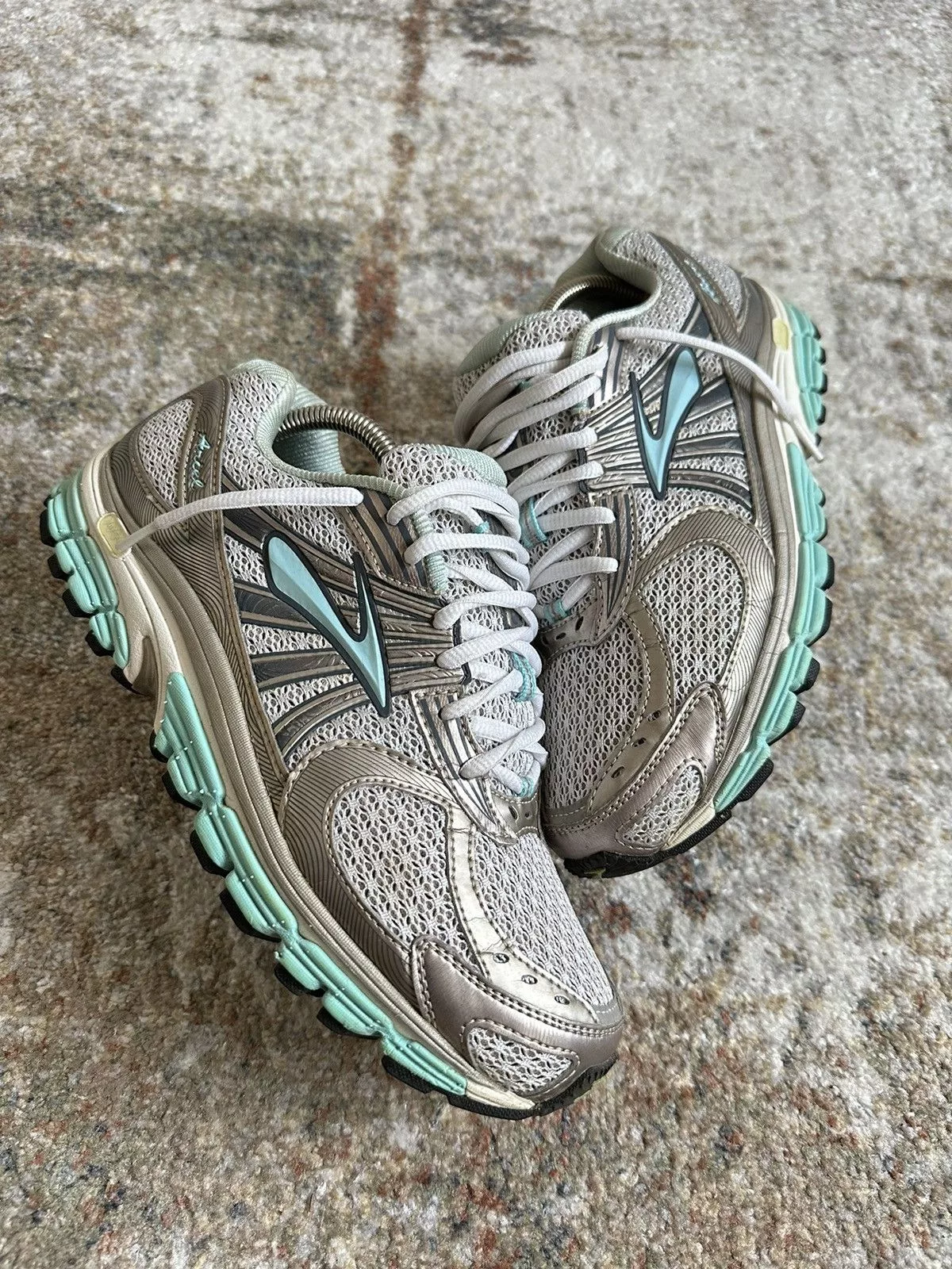 Brooks Low Top Sneakers Brooks × Vintage 🐬 Brooks Ariel Vintage Running Shoes 00s Y2K Daddy Baby Blue