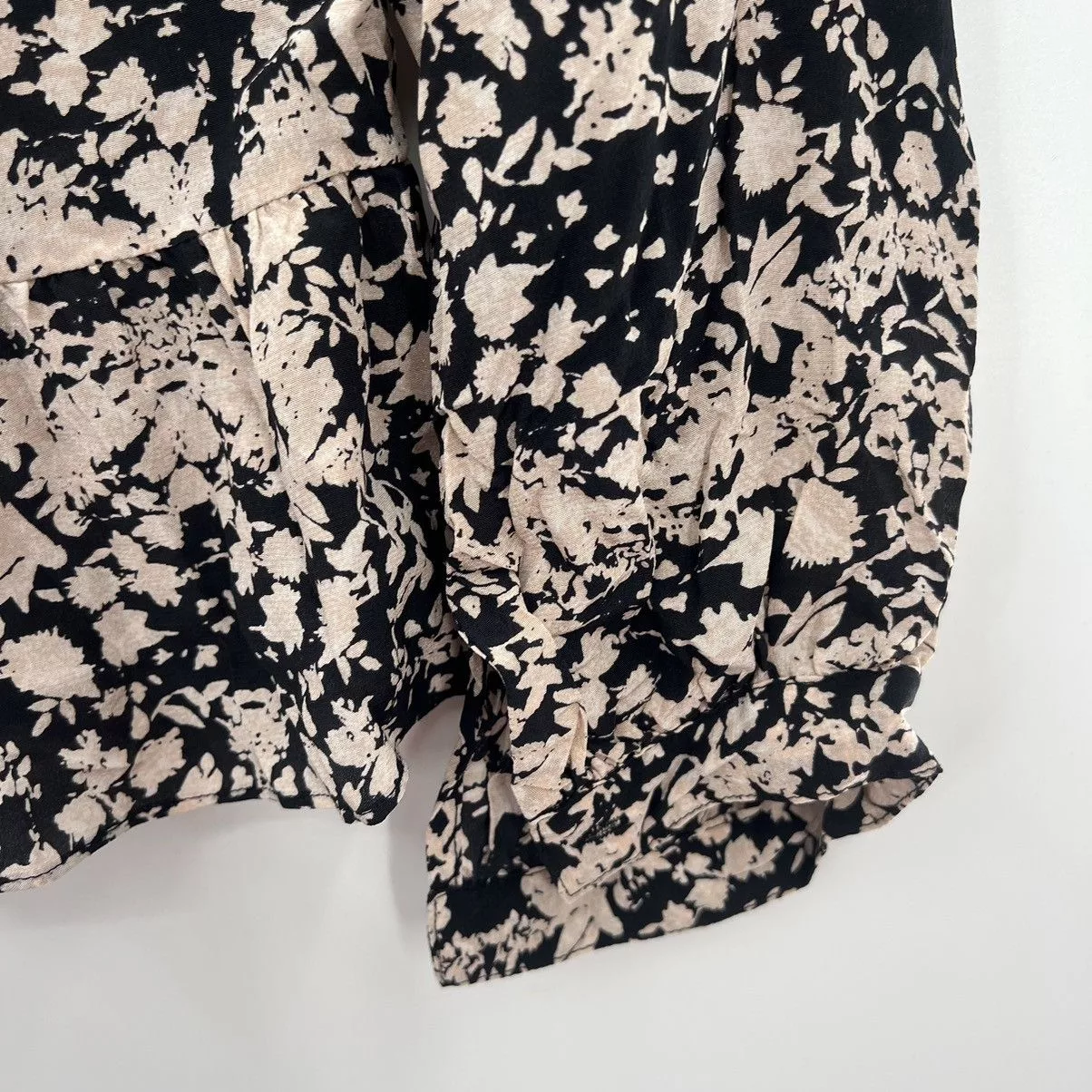 Rebecca Taylor Blouses Rebecca Taylor 100% Silk Peplum Floral Popover Blouse Shirt Black