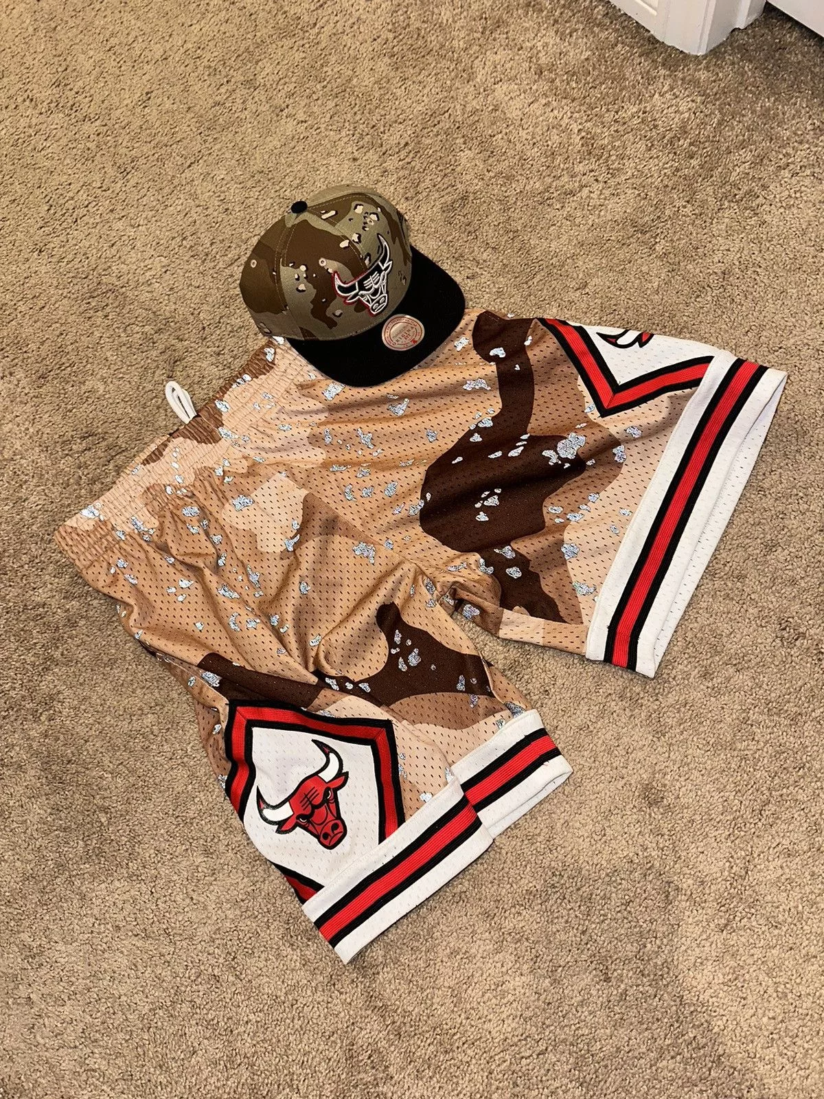 Mitchell & Ness Shorts Mitchell & Ness Mitchell and Ness Red