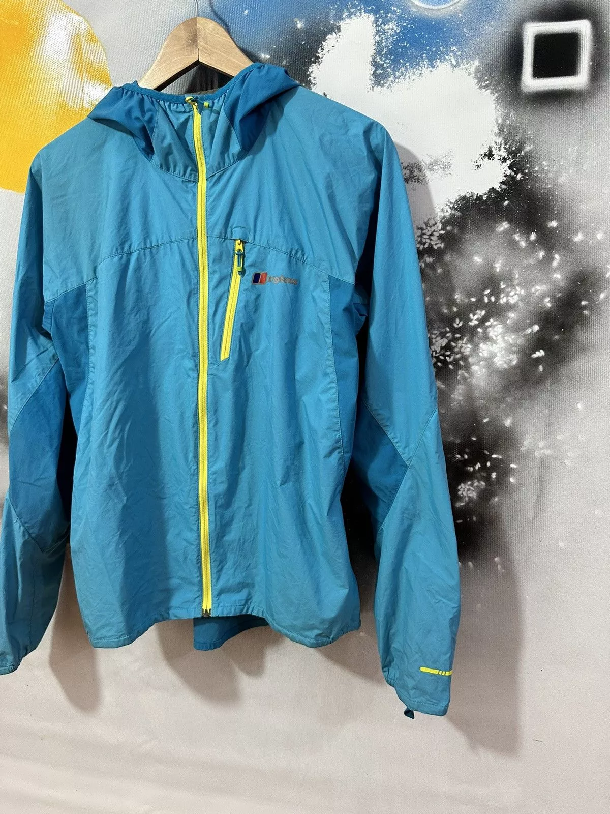 Berghaus Light Jackets Berghaus windstopper jacket Multi Gorpcore