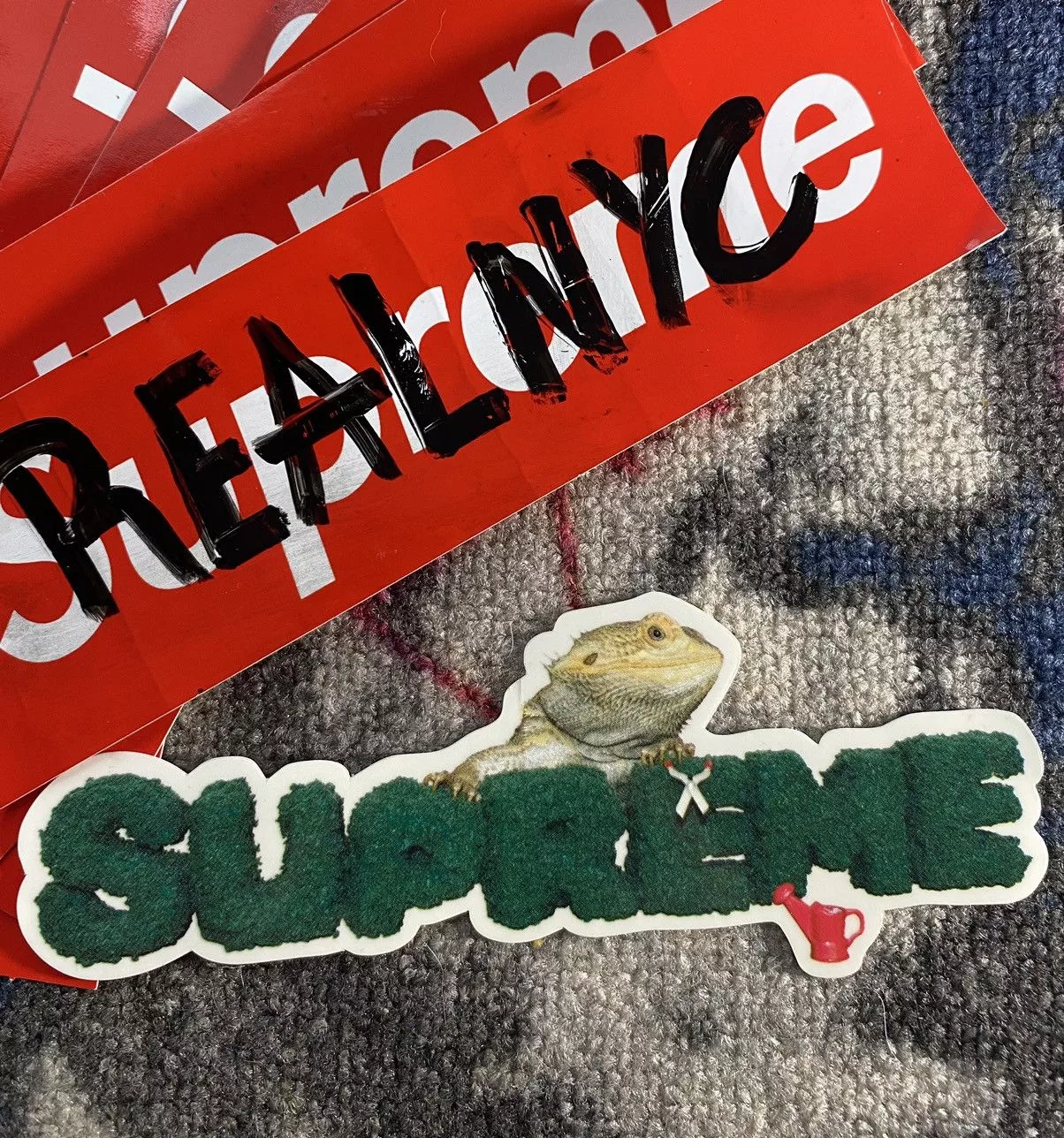 Supreme Supreme Supreme Lizard Sticker Green