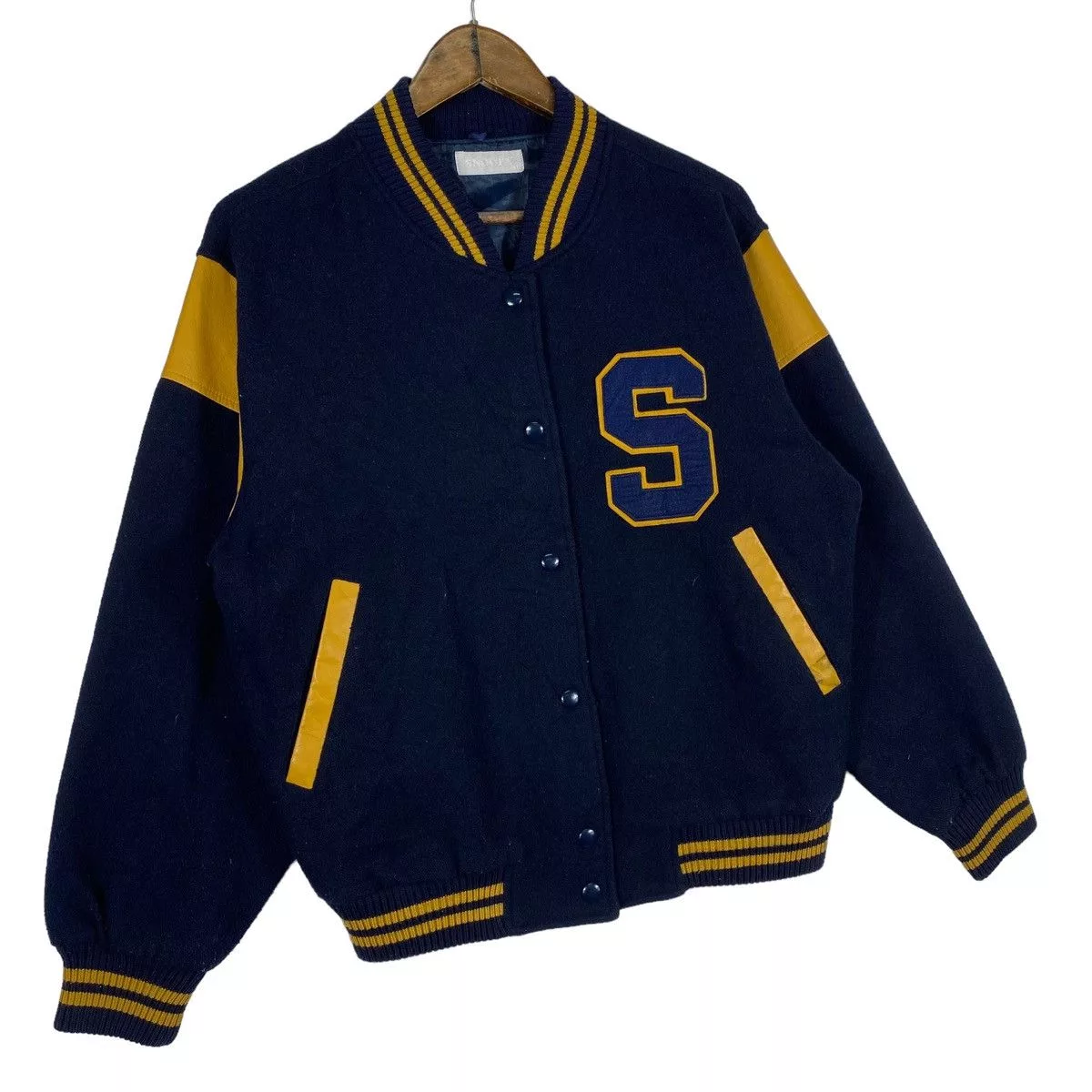 Peanuts Bombers Peanuts × Vintage Vintage Peanuts Snoopy Varsity Jacket White