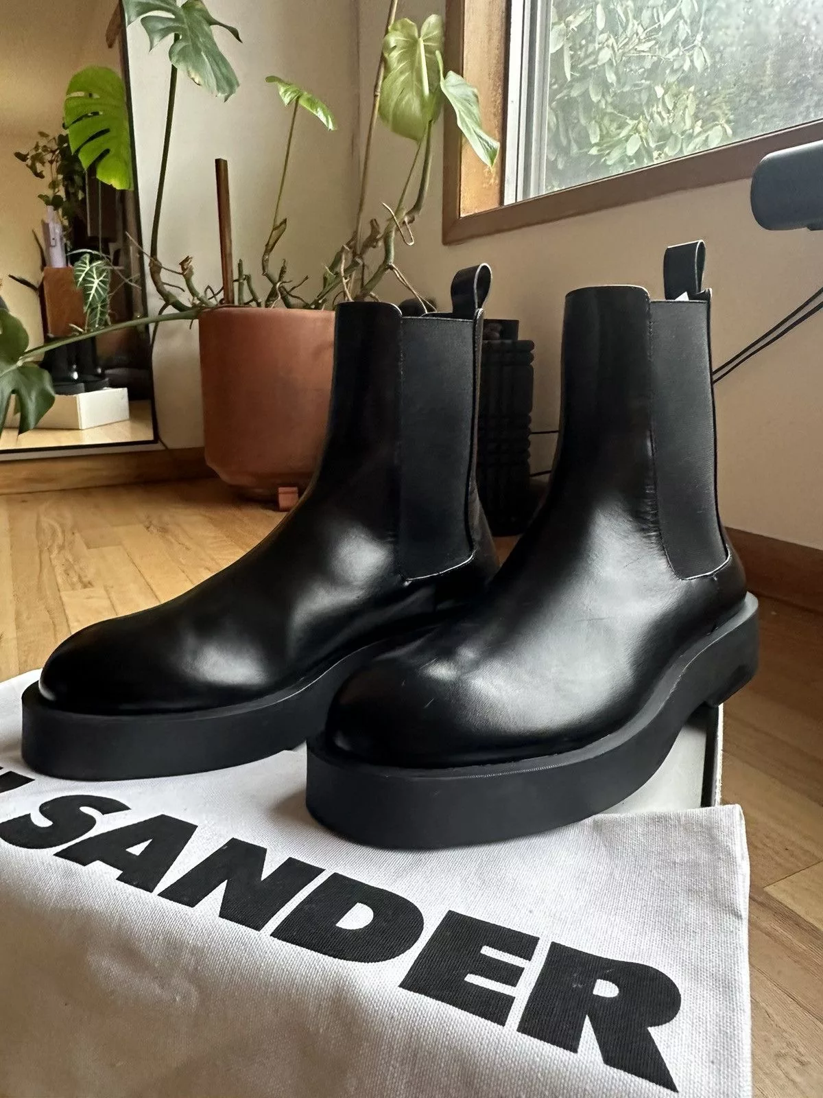 Jil Sander Boots Jil Sander Round Toe Chelsea Boot Black