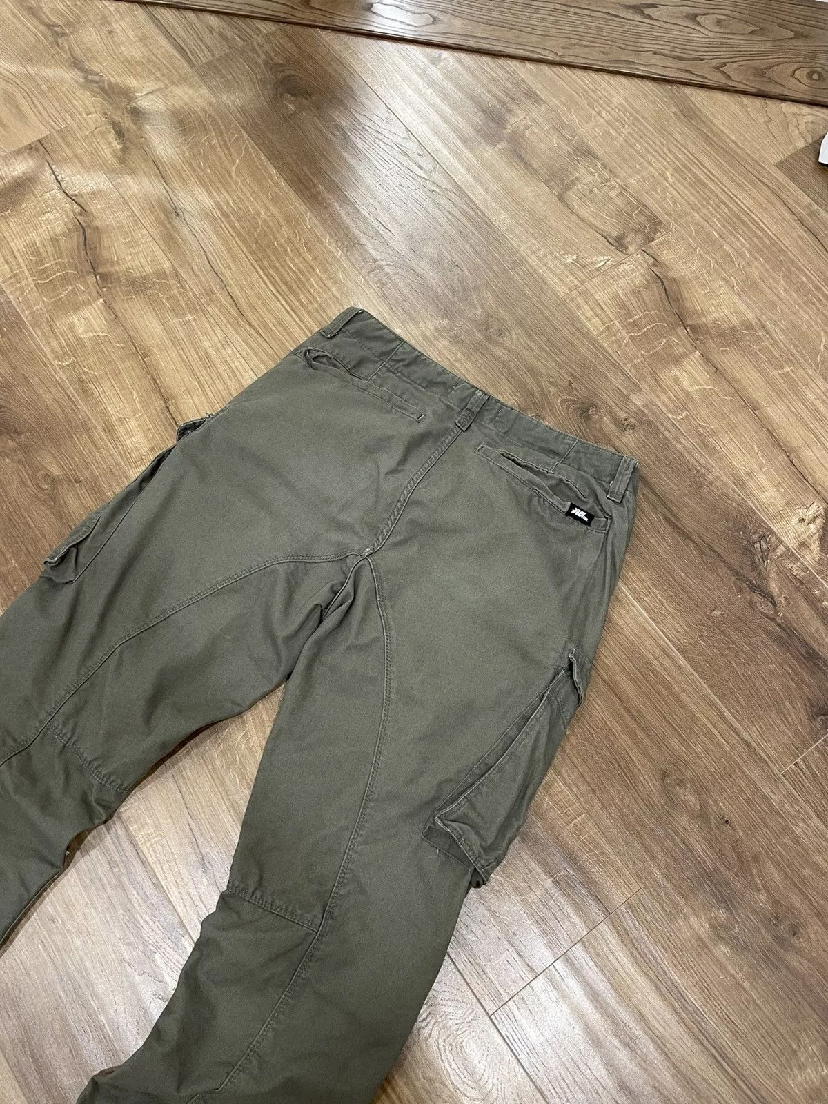 Vintage Casual Pants Vintage Olive Military Cargo Pockets Bondage Pants Size 34 Green