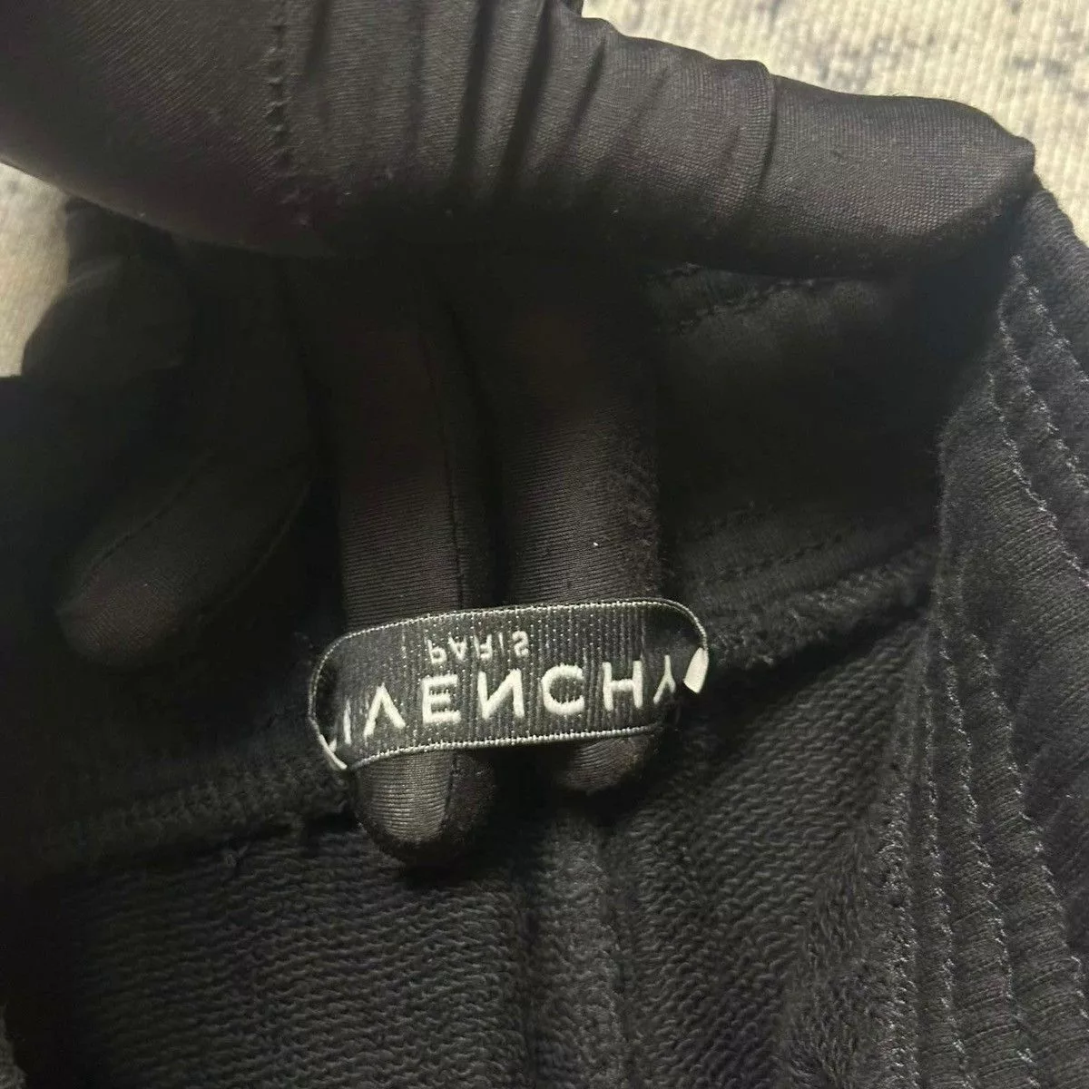 Givenchy Shorts GIVENCHY LOGO SHORT PANTS Black Luxury
