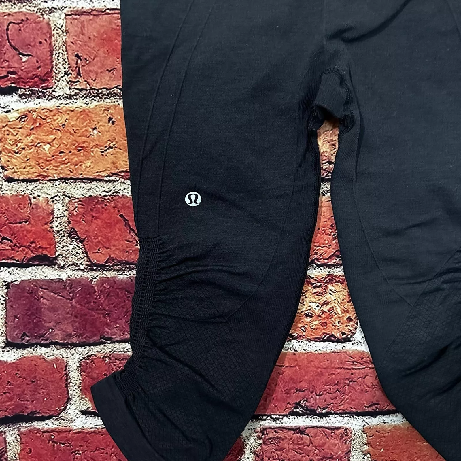 lululemon leggings size 4 Black