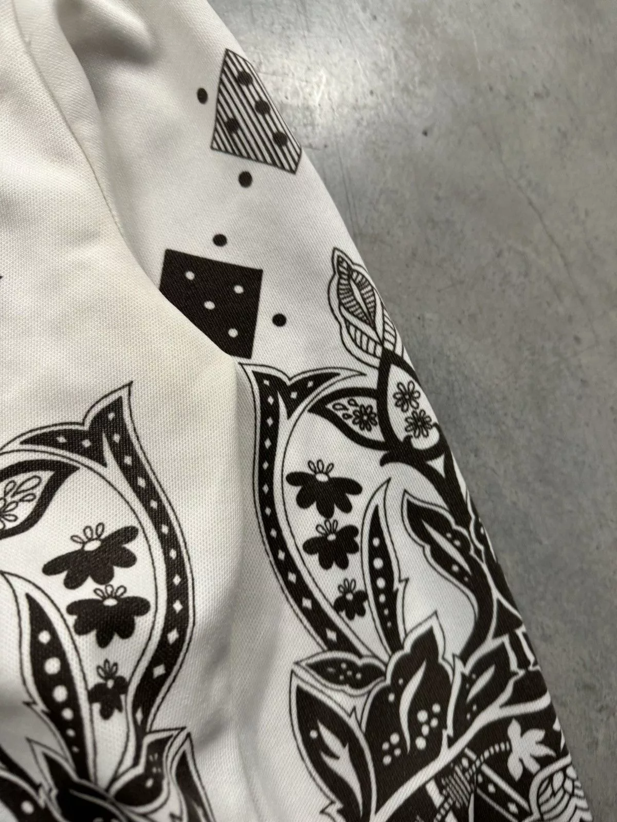 Vintage Light Jackets Vintage 70s Paisley Dice Zip Up Jacket White