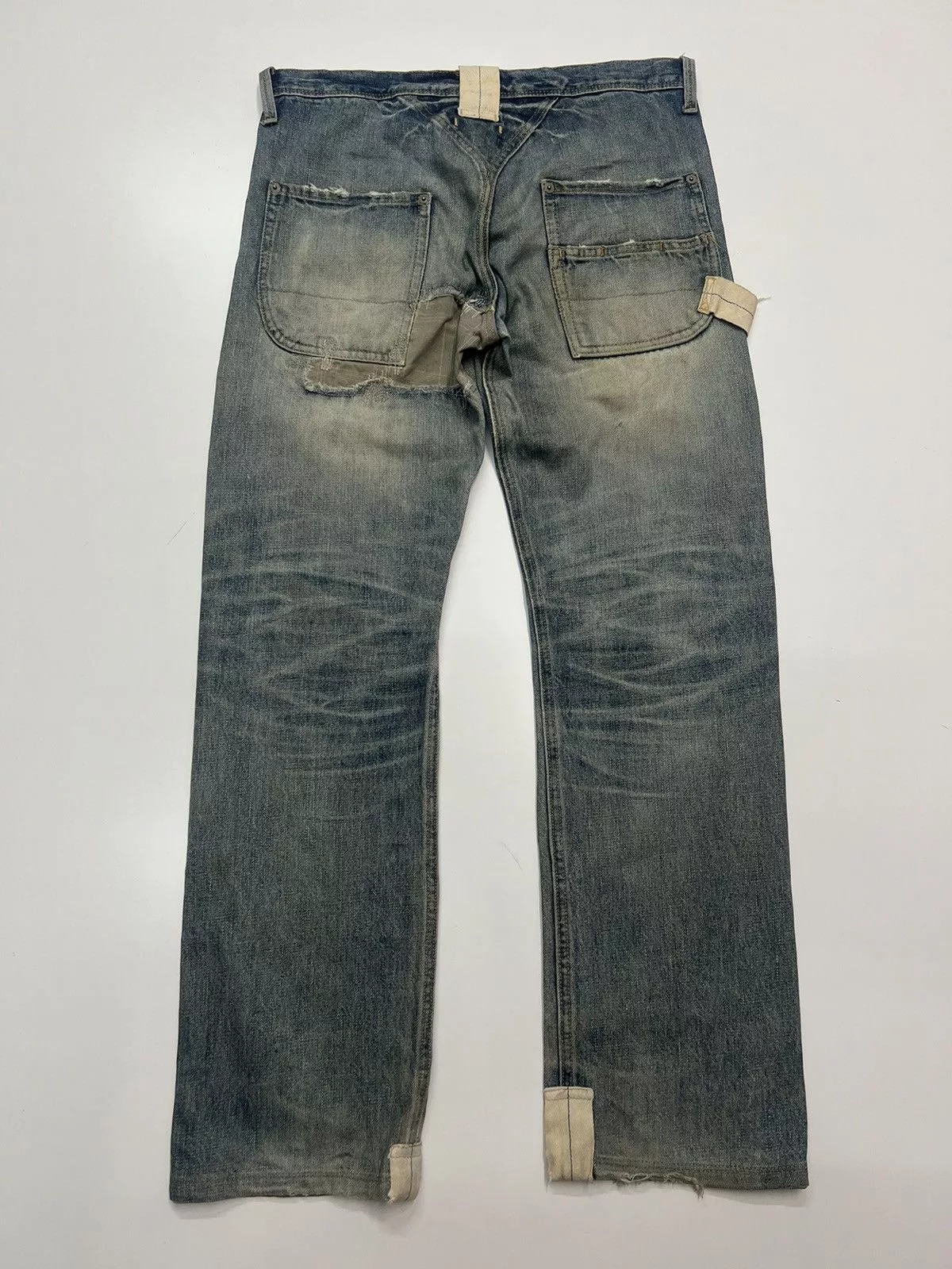 R.NEWBOLD DENIM JEANS SIZE 32 Blue
