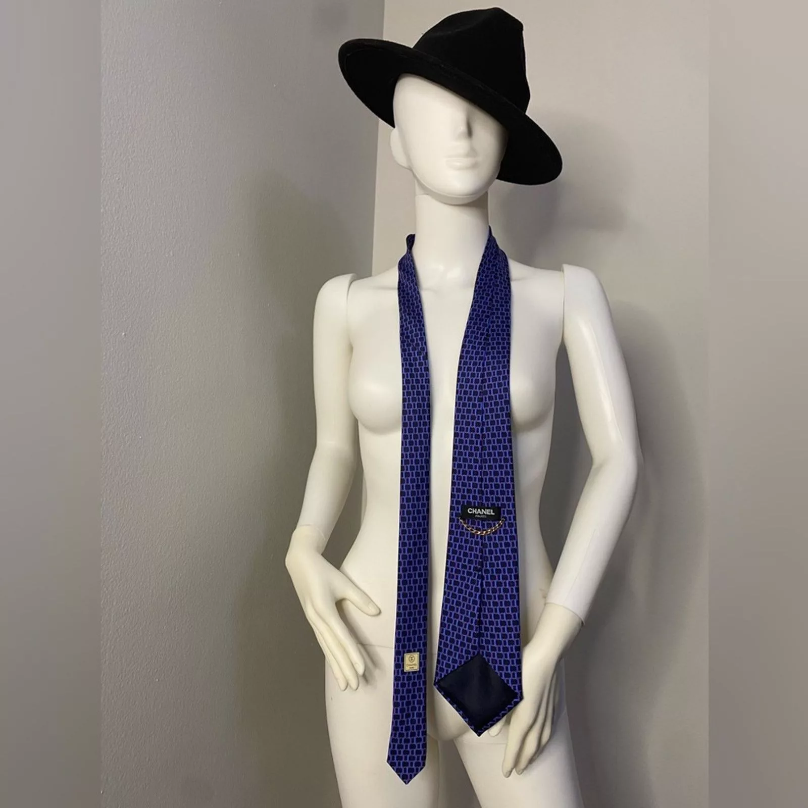 Chanel Ties Pocketsquares Chanel 100% Silk blue/purple Neck Tie, like new condition