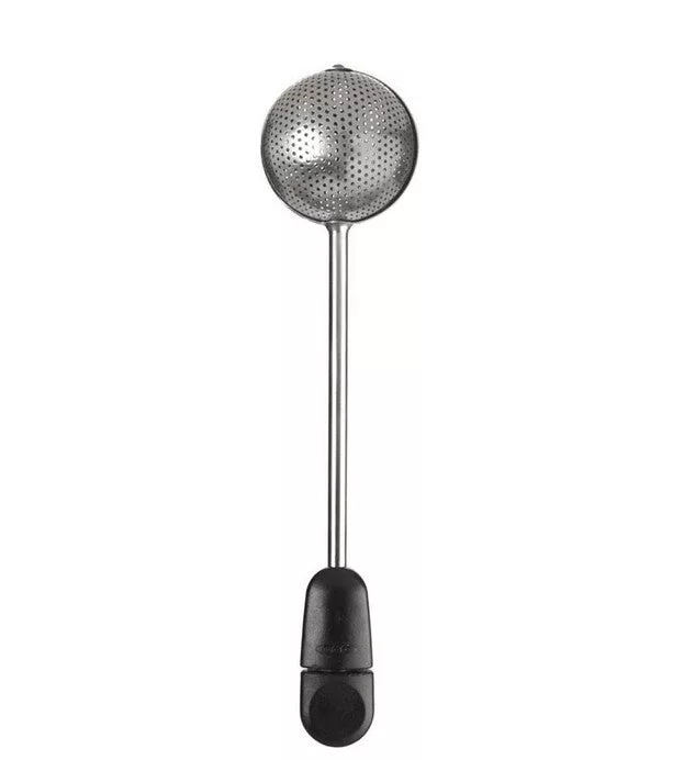 Twisting Tea Ball