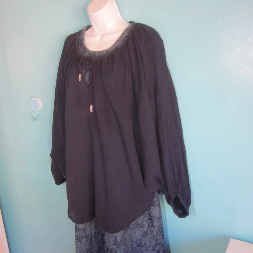 Neiman Marcus Blouses Neiman Marcus Neumann Marcus Size L Navy Blue Gauze Cotton Summer Top Cove