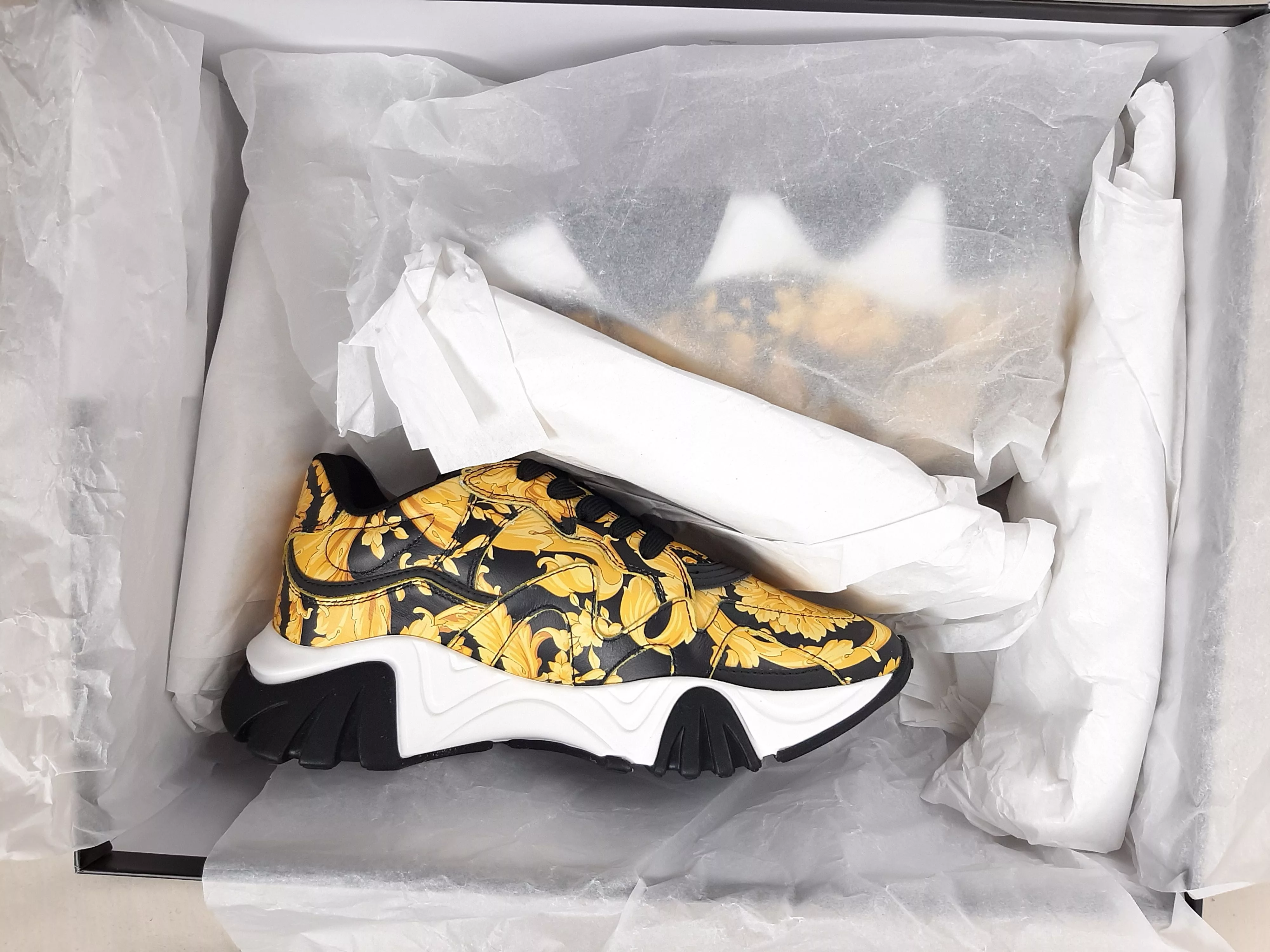 Versace Low Top Sneakers Versace Greca Squalo Barocco Sneakers Size US 7 EU 37 Multi