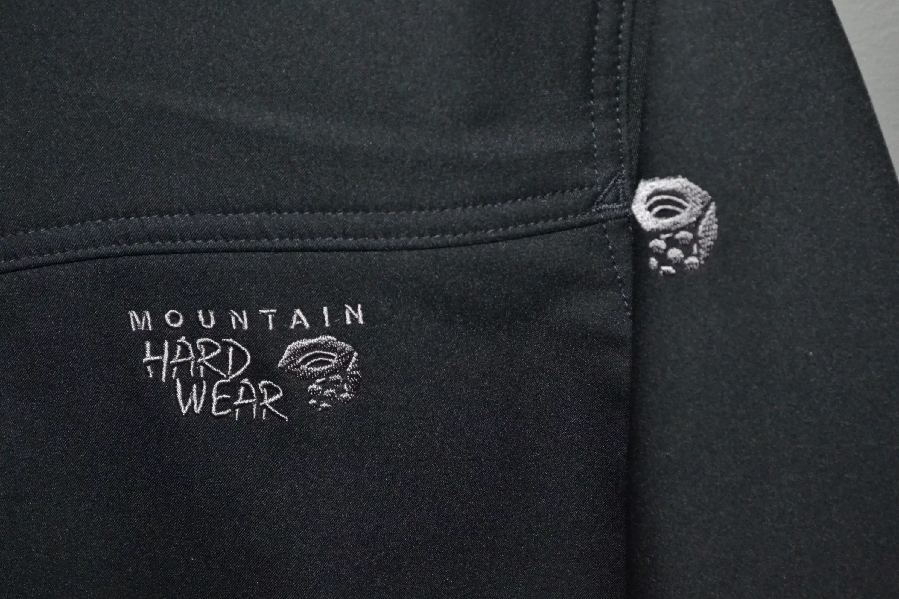 Mountain Hardwear Light Jackets Mountain Hardwear S size Black Sofrshell Jacket