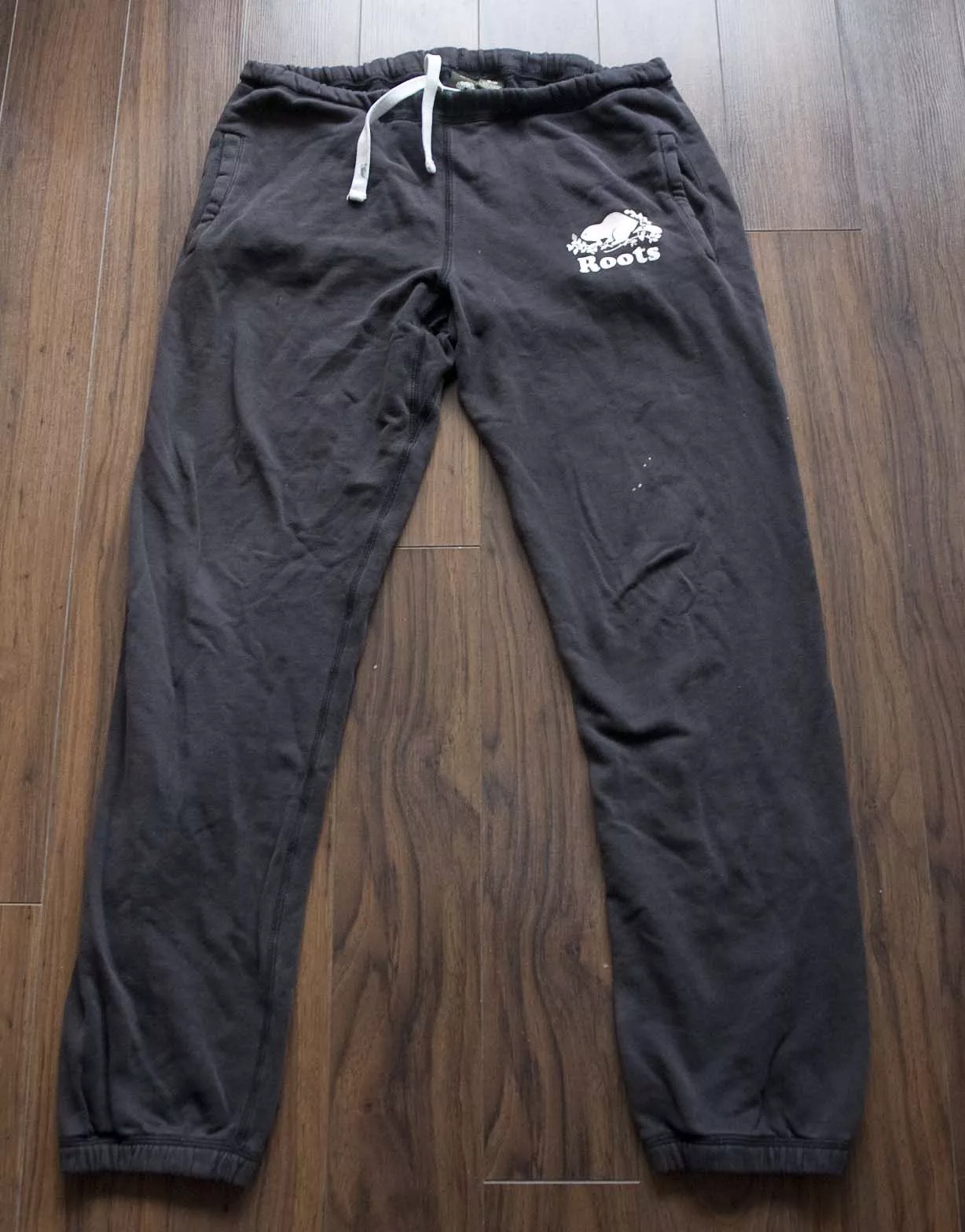 Roots Sweatpants Joggers Roots Canada Sweatpants Jogger Pants Logo Size S / 33x29.5 Black Streetwear